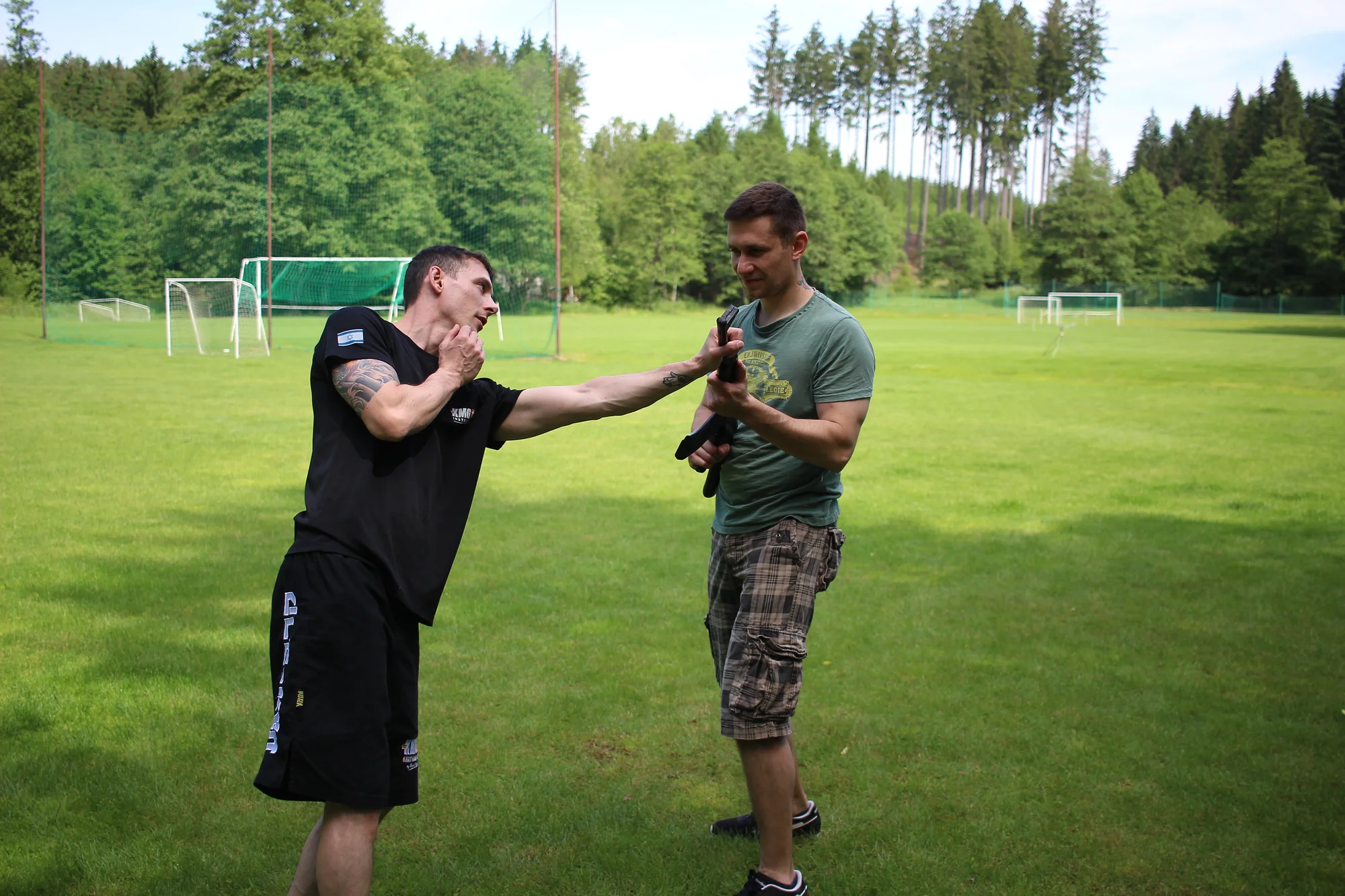 Měsíc lekcí sebeobrany Krav Maga pro 1 osobu: celkem 8 tréninků, 2x týdně
