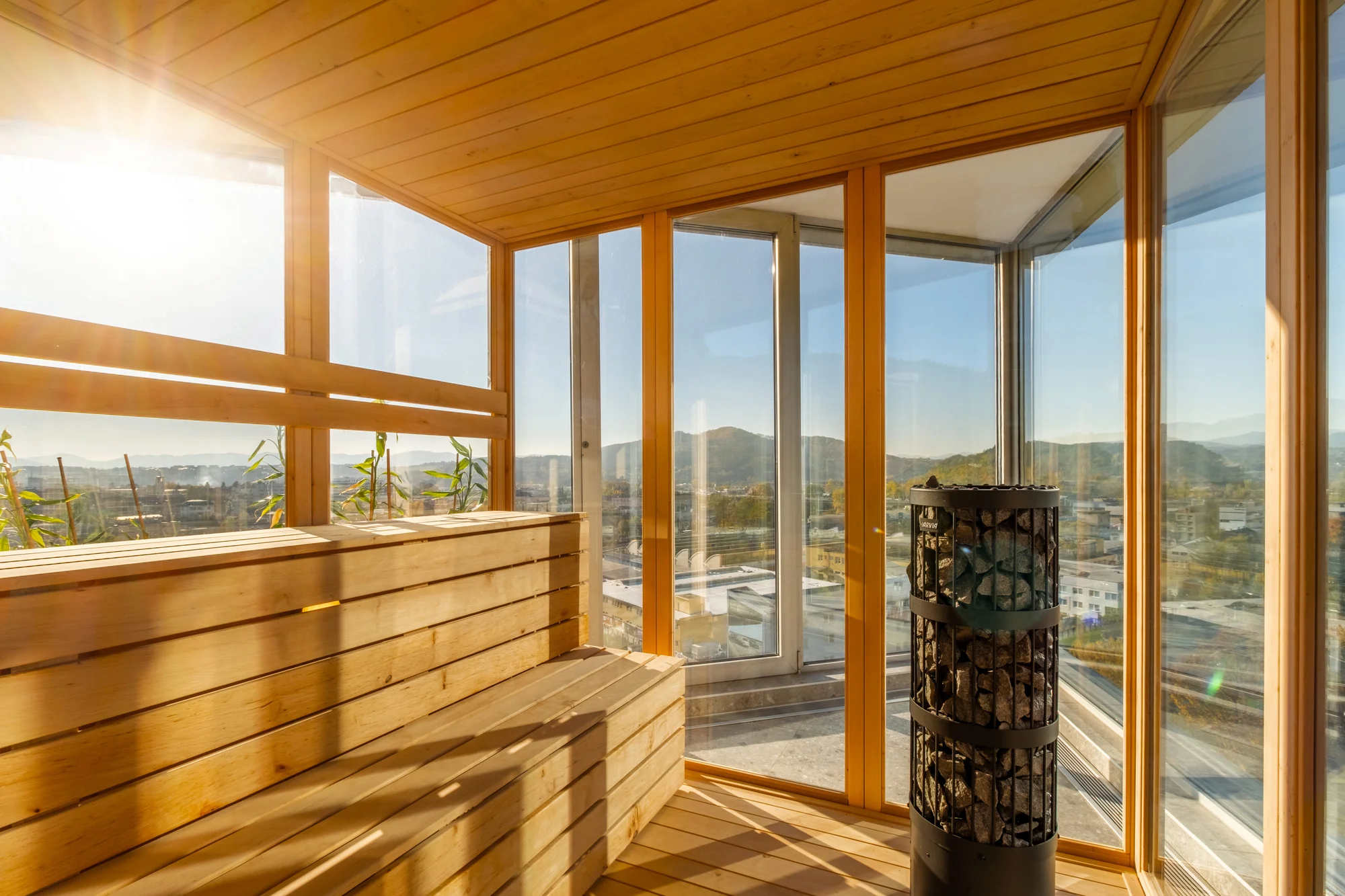 Dovolená v Žilině: 4* hotel se snídaní a vstupem do bazénu, saun a vířivky