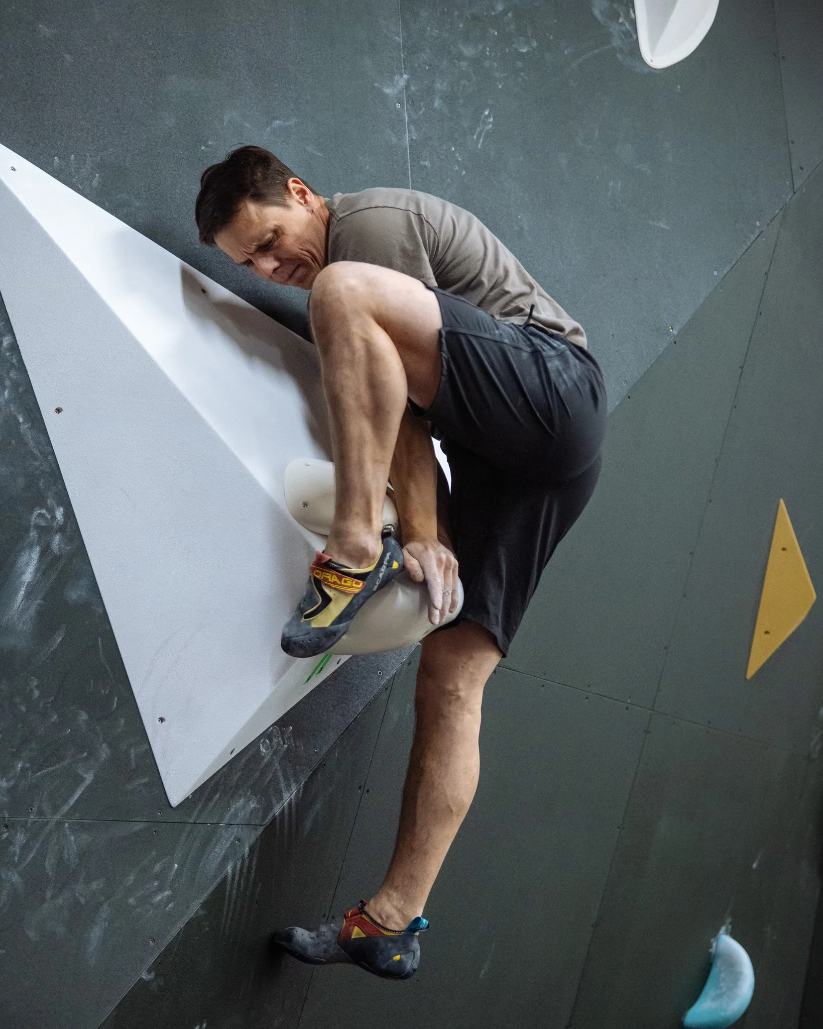 Vstup na nově otevřenou boulderovou stěnu na Praze 6 pro dospělé