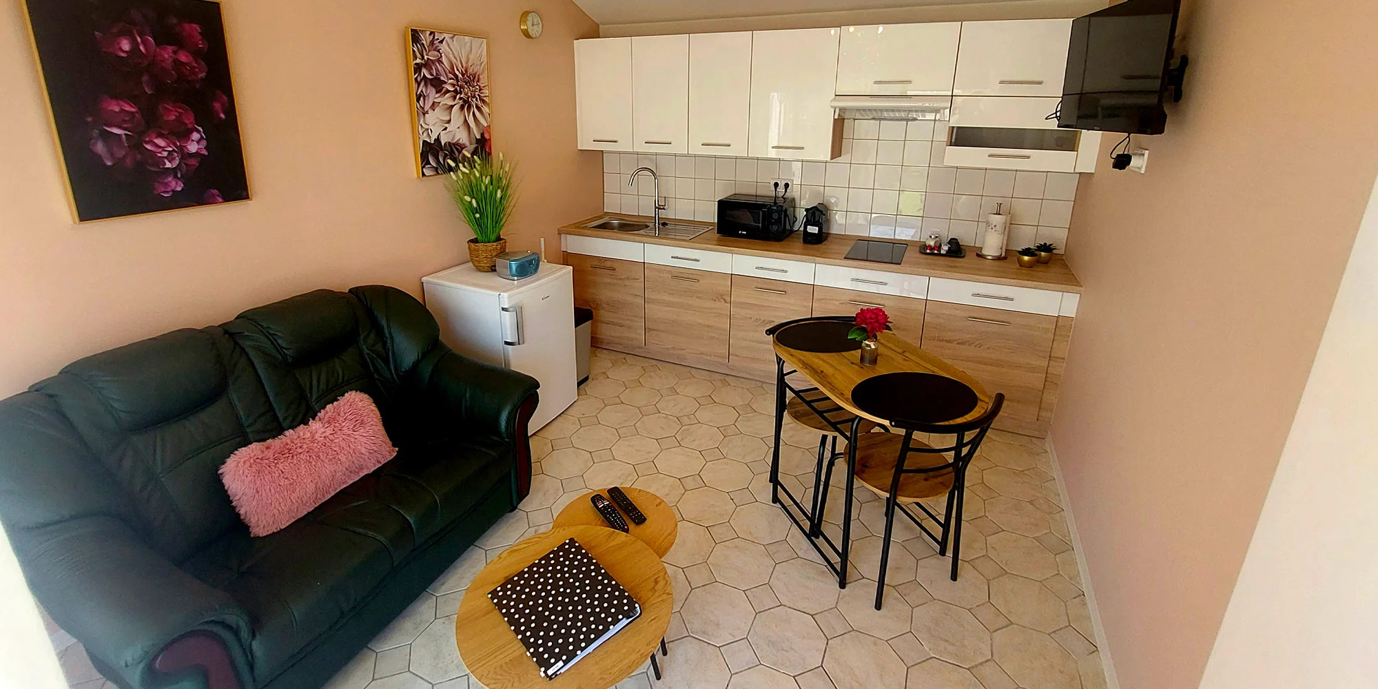 Pobyt v maďarském městě Bük: vybavený apartmán, 3 km od termálních lázní Bükfürdo