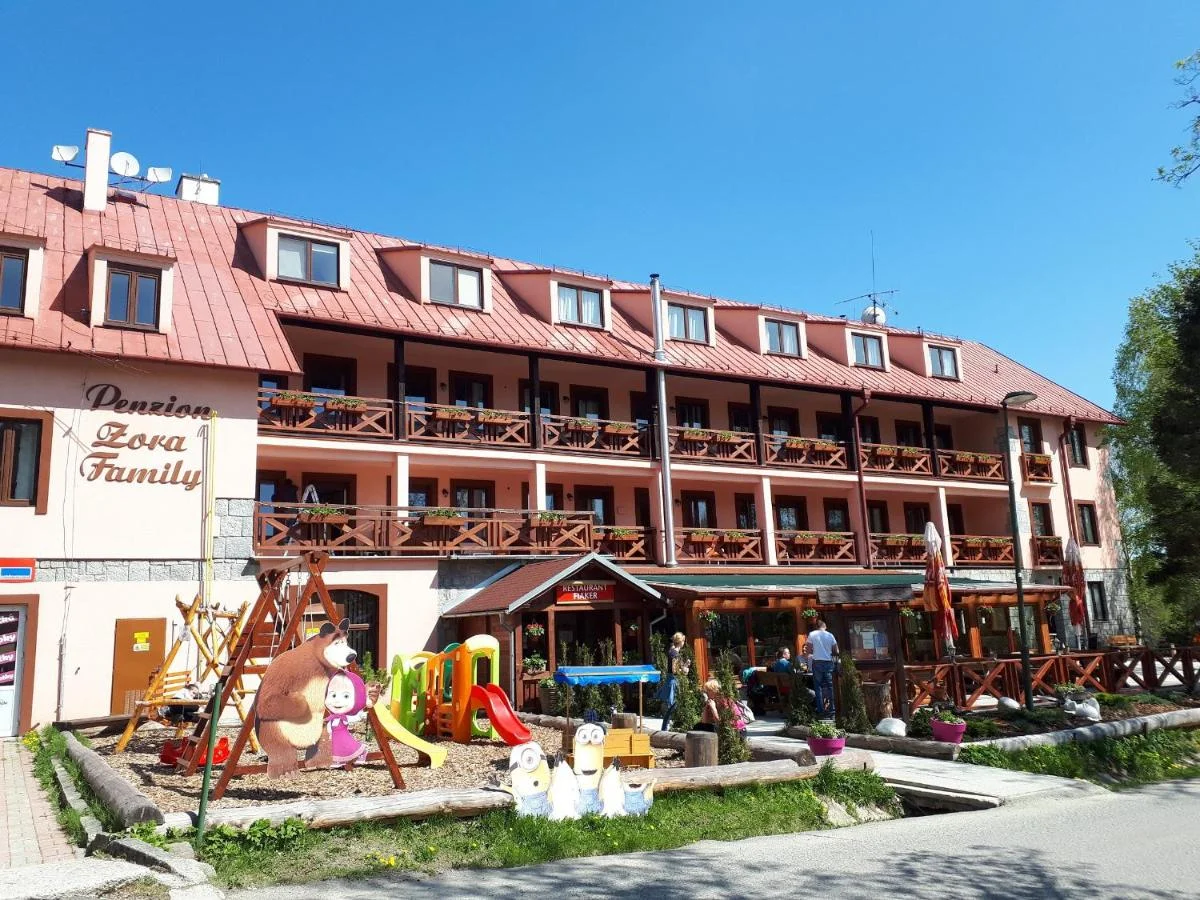 Pobyt v rodinném wellness penzionu Zora Family pod lanovkou na Lomničák