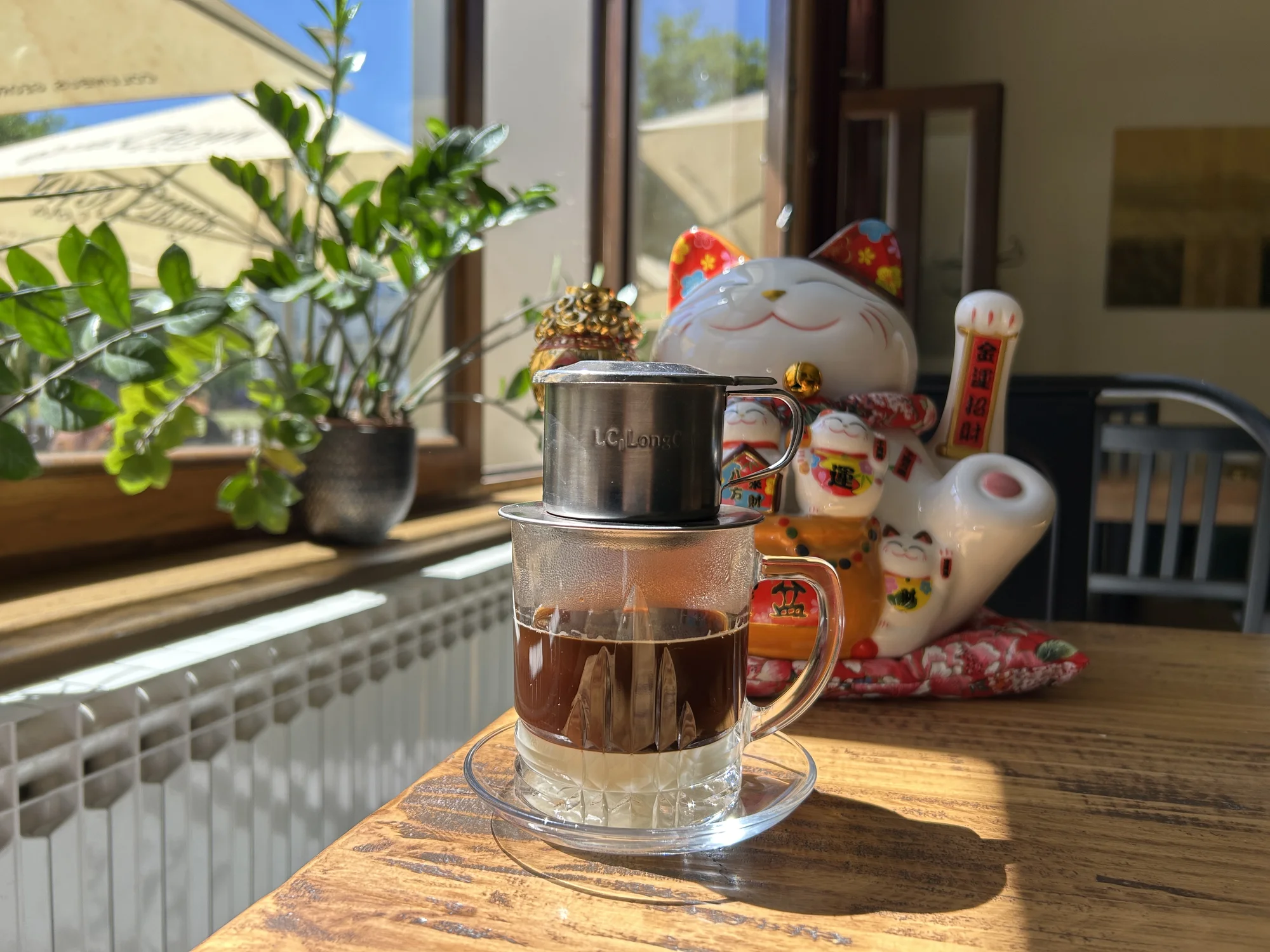 Spojení filtru a kondenzovaného mléka: vietnamská káva v kavárně U Zlaté koruny pro 1 či 2 osoby