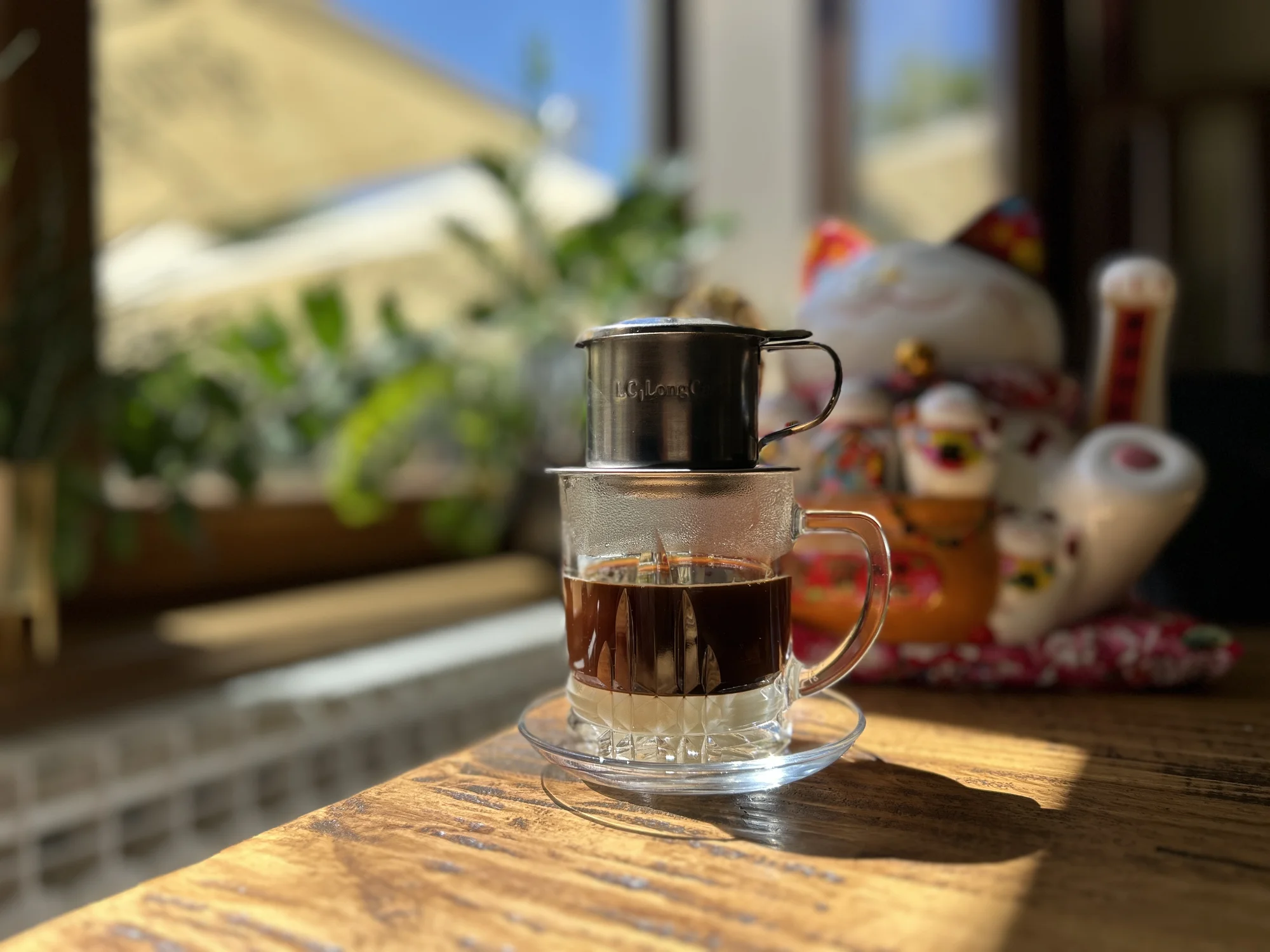 Spojení filtru a kondenzovaného mléka: vietnamská káva v kavárně U Zlaté koruny pro 1 či 2 osoby
