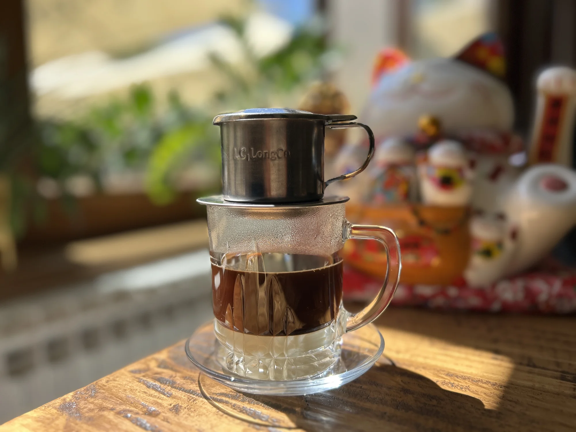 Spojení filtru a kondenzovaného mléka: vietnamská káva v kavárně U Zlaté koruny pro 1 či 2 osoby
