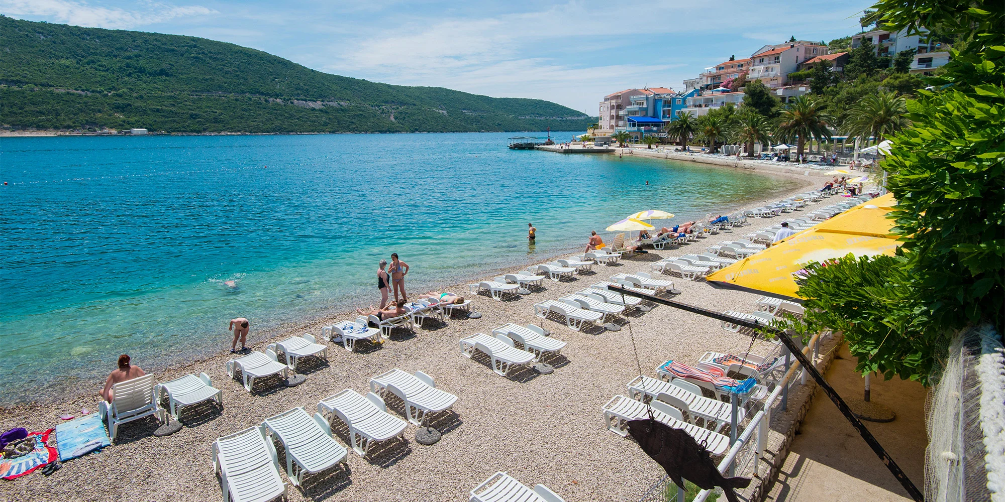 Letovisko Neum: 4* hotel s polopenzí, skvělá poloha 80 m od pláže