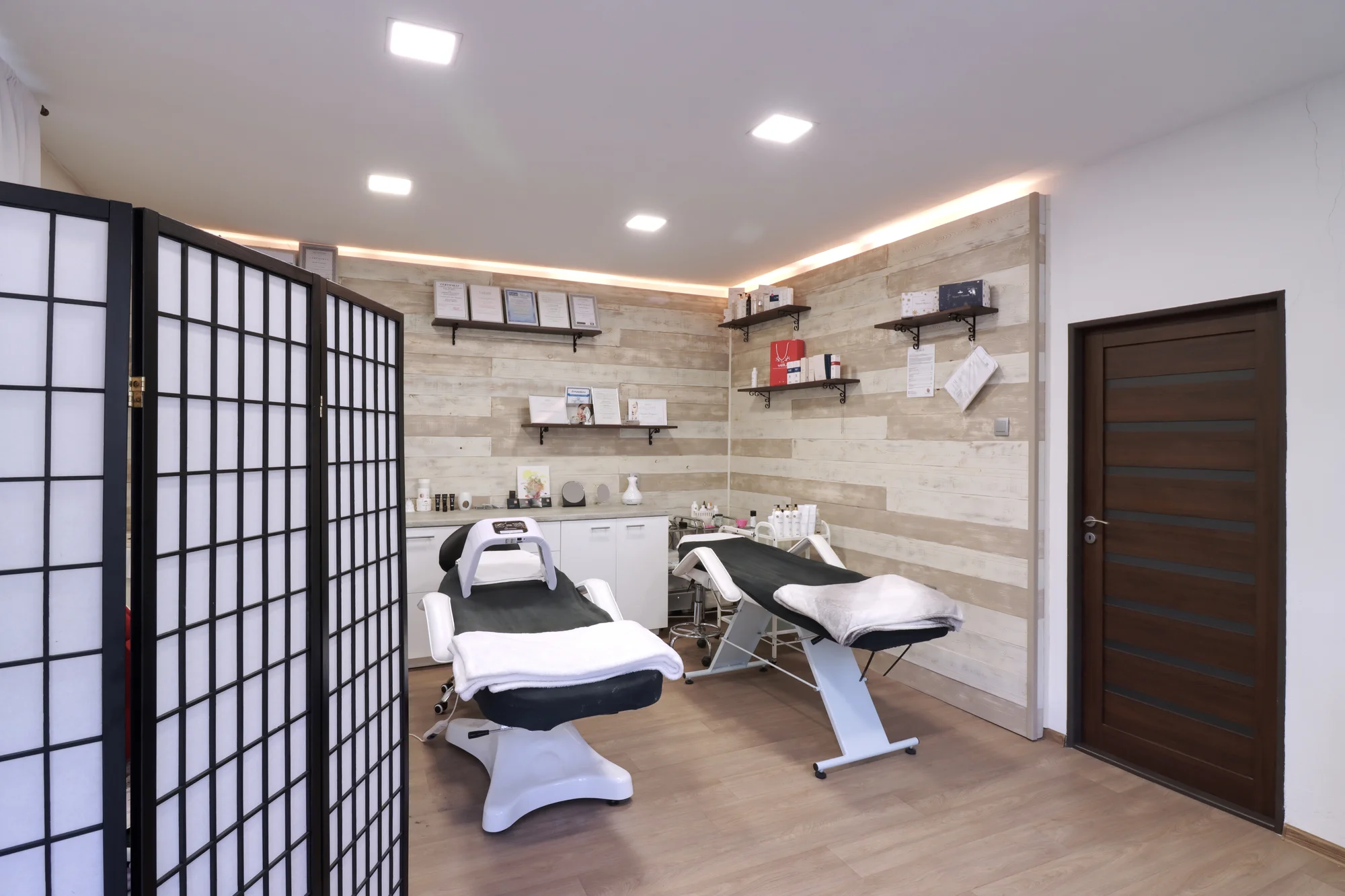 Kosmetické ošetření: čištění, LED terapie, masáž, lash lifting i laminace obočí