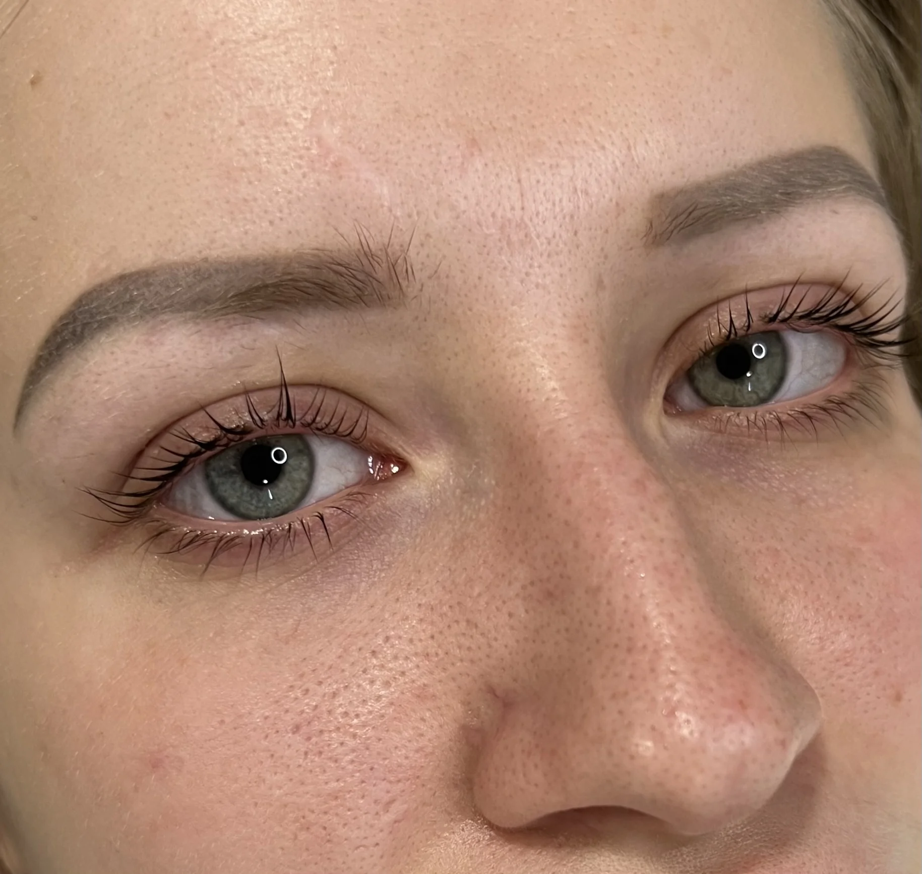 Kosmetické ošetření: čištění, LED terapie, masáž, lash lifting i laminace obočí