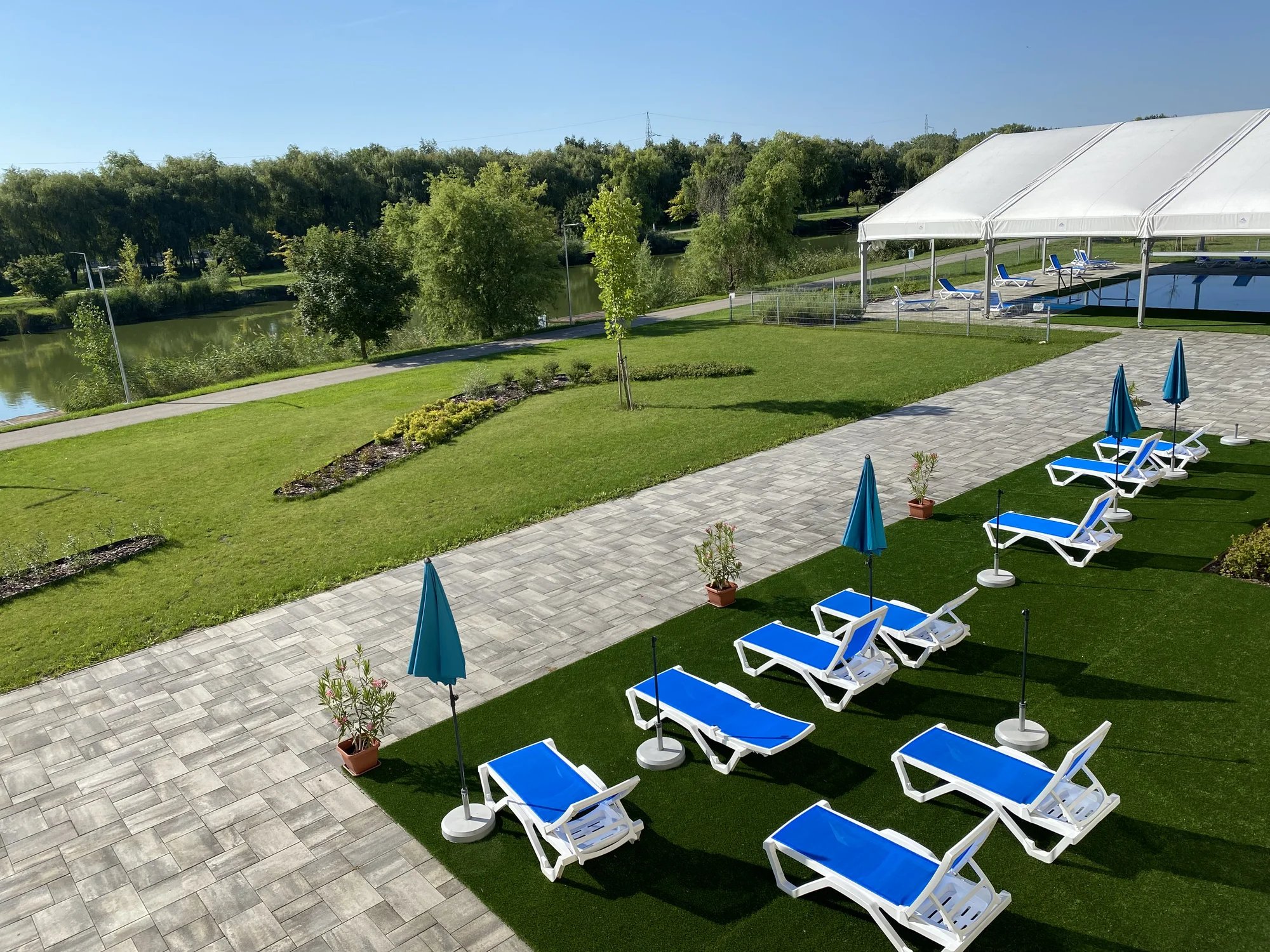 Relax u Győru: hotel u jezera, wellness s termální vodou, snídaně i vstup do zoo