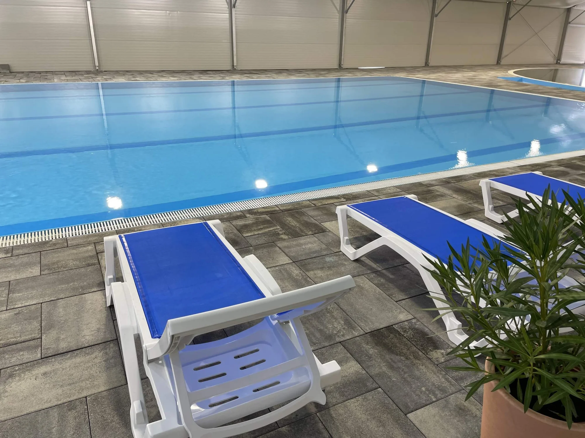 Relax u Győru: hotel u jezera, wellness s termální vodou, snídaně i vstup do zoo