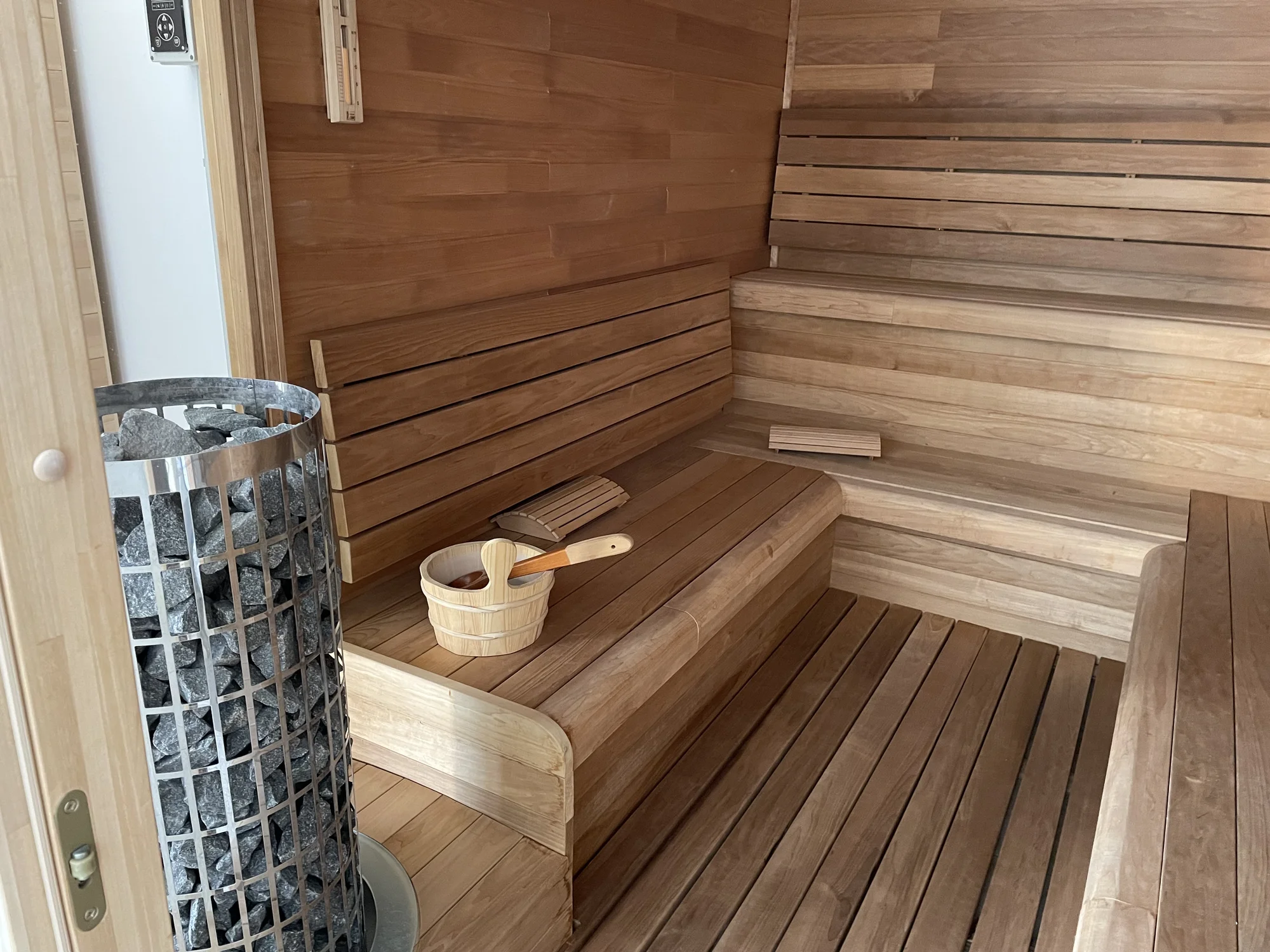 Relax u Győru: hotel u jezera, wellness s termální vodou, snídaně i vstup do zoo