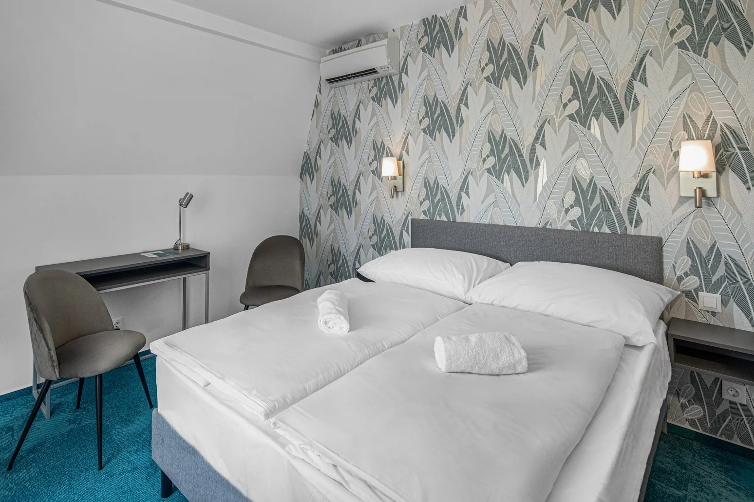 Pobyt u Balatonu: vila se soukromou pláží, snídaně i sauna, vířivka a bazén