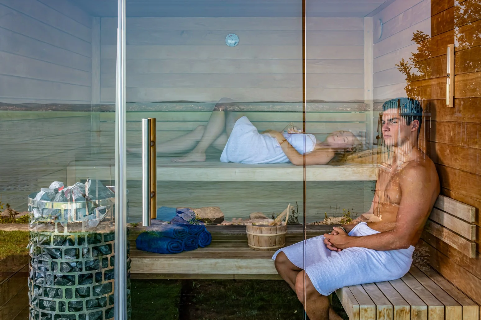 Pobyt u Balatonu: vila se soukromou pláží, snídaně i sauna, vířivka a bazén