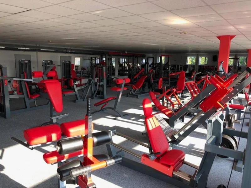 Jednorázový vstup či měsíční permanentka do fitness centra ve Staré Bělé