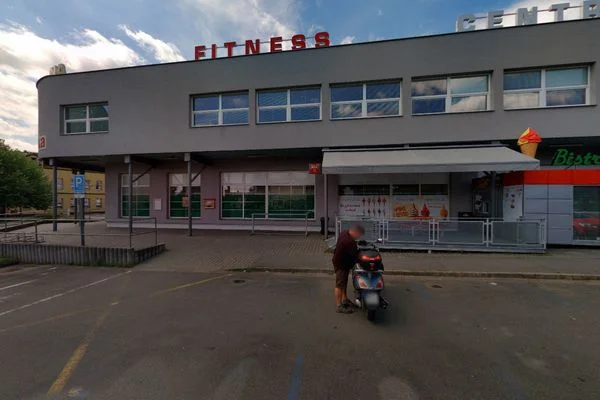 Jednorázový vstup či měsíční permanentka do fitness centra ve Staré Bělé