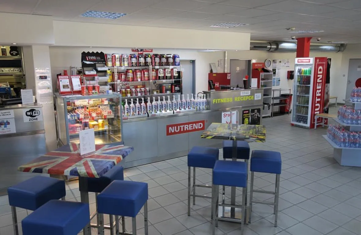 10 nebo 15 min. solária ve stoje ve fitness centru ve Staré Bělé