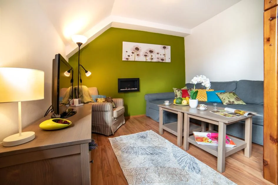 Plně zařízené mezonetové apartmány pro 4–8 osob na Donovalech