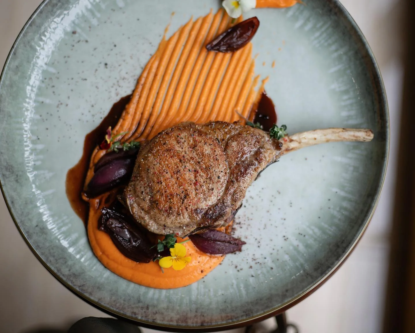 Pobyt v centru Chomutova: historický hotel se snídaní nebo polopenzí