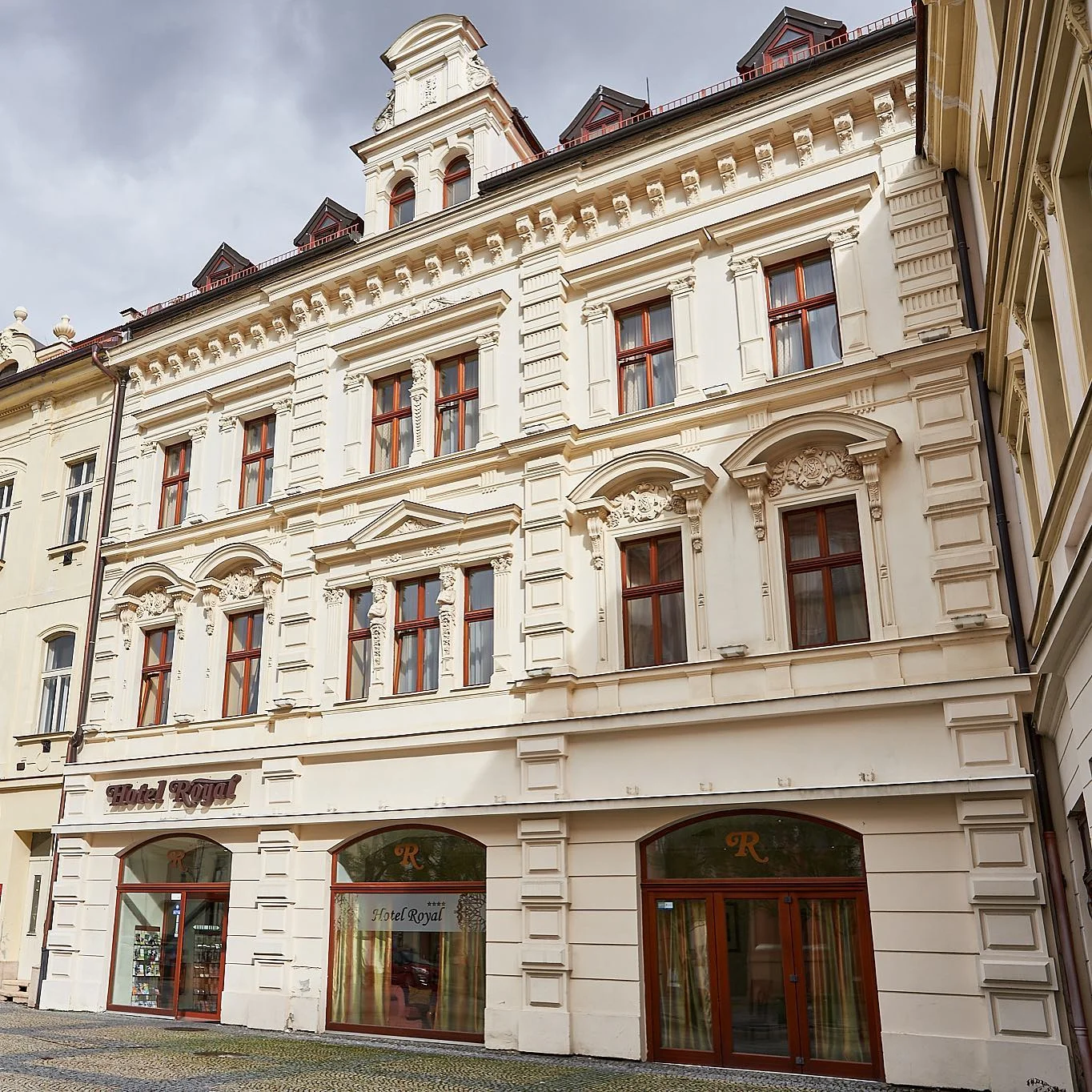 Pobyt v centru Chomutova: historický hotel se snídaní nebo polopenzí