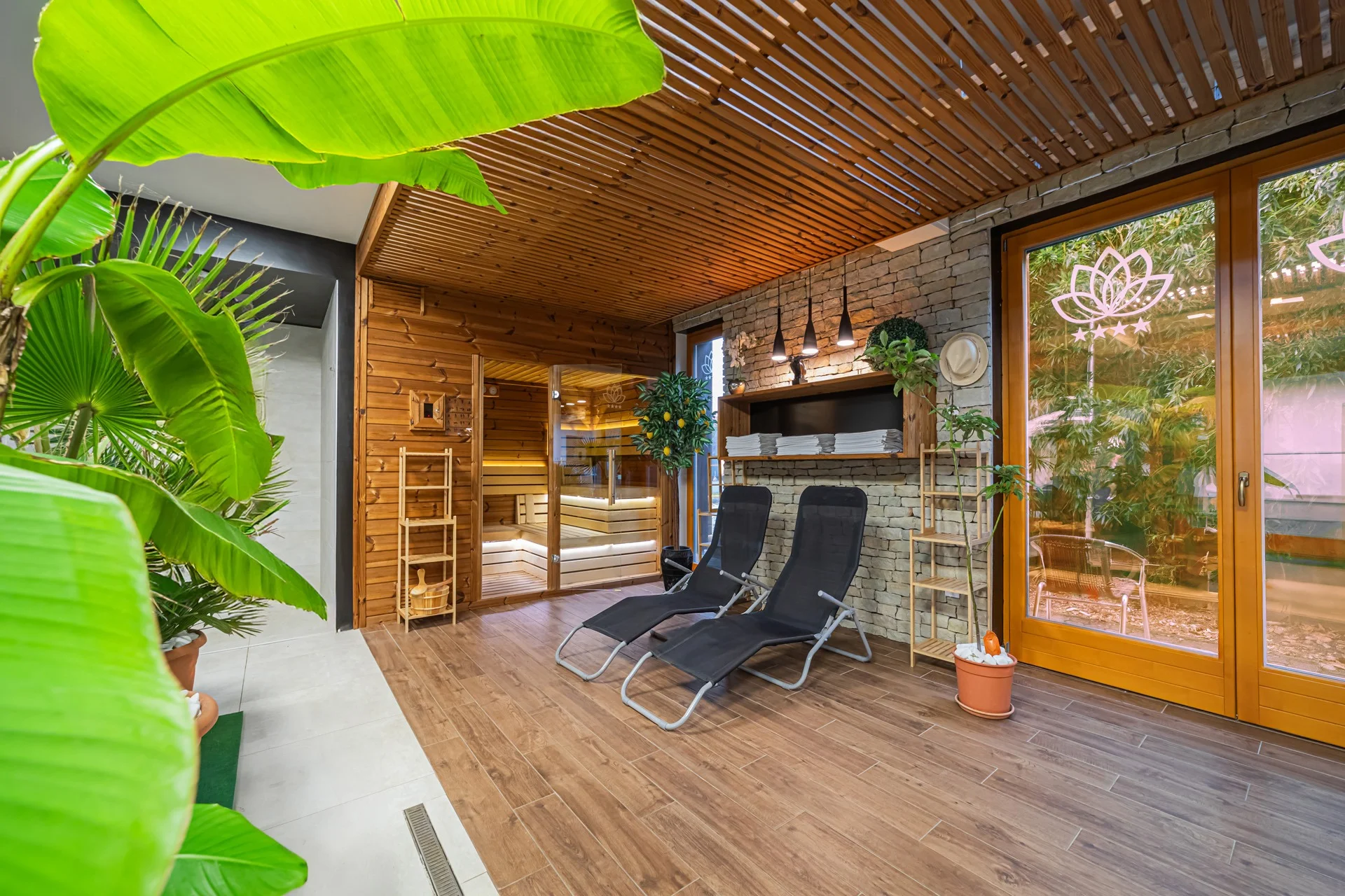 Relax v maďarském Büku s bazénem a saunou i vstupy do lázní Bükfürdő