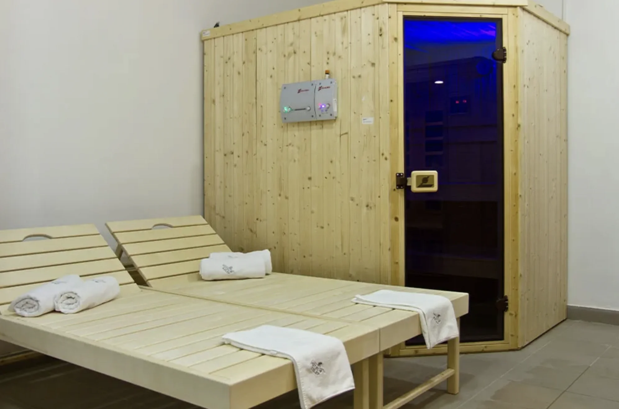 Pobyt v maďarské vinařské oblasti Tokaj: snídaně, privátní wellness i lahev vína