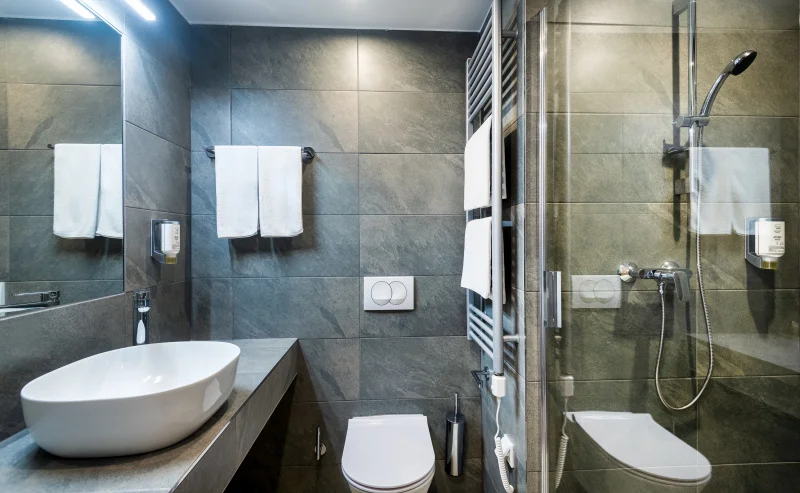 Autobusový zájezd do lázní Hévíz: 4* hotel s all inclusive a wellness, koupání v léčivém jezeře, výlety k Balatonu