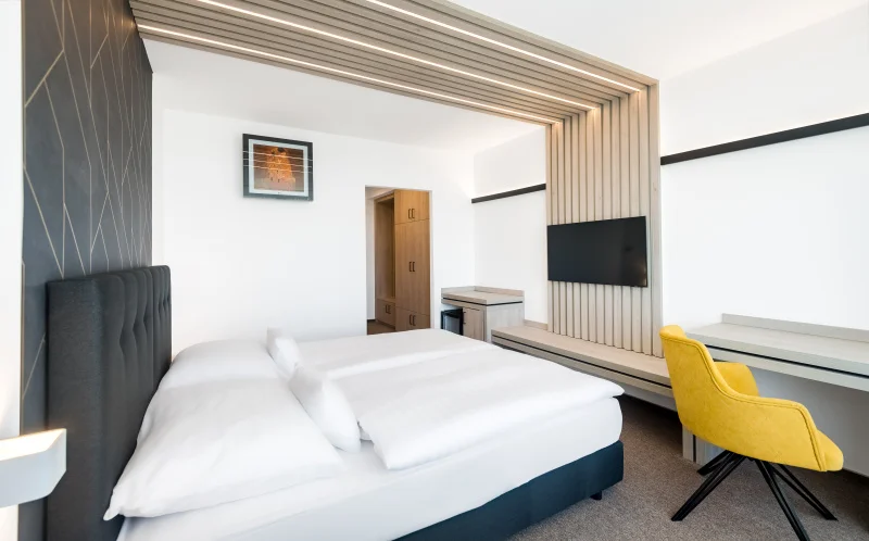 Autobusový zájezd do lázní Hévíz: 4* hotel s all inclusive a wellness, koupání v léčivém jezeře, výlety k Balatonu