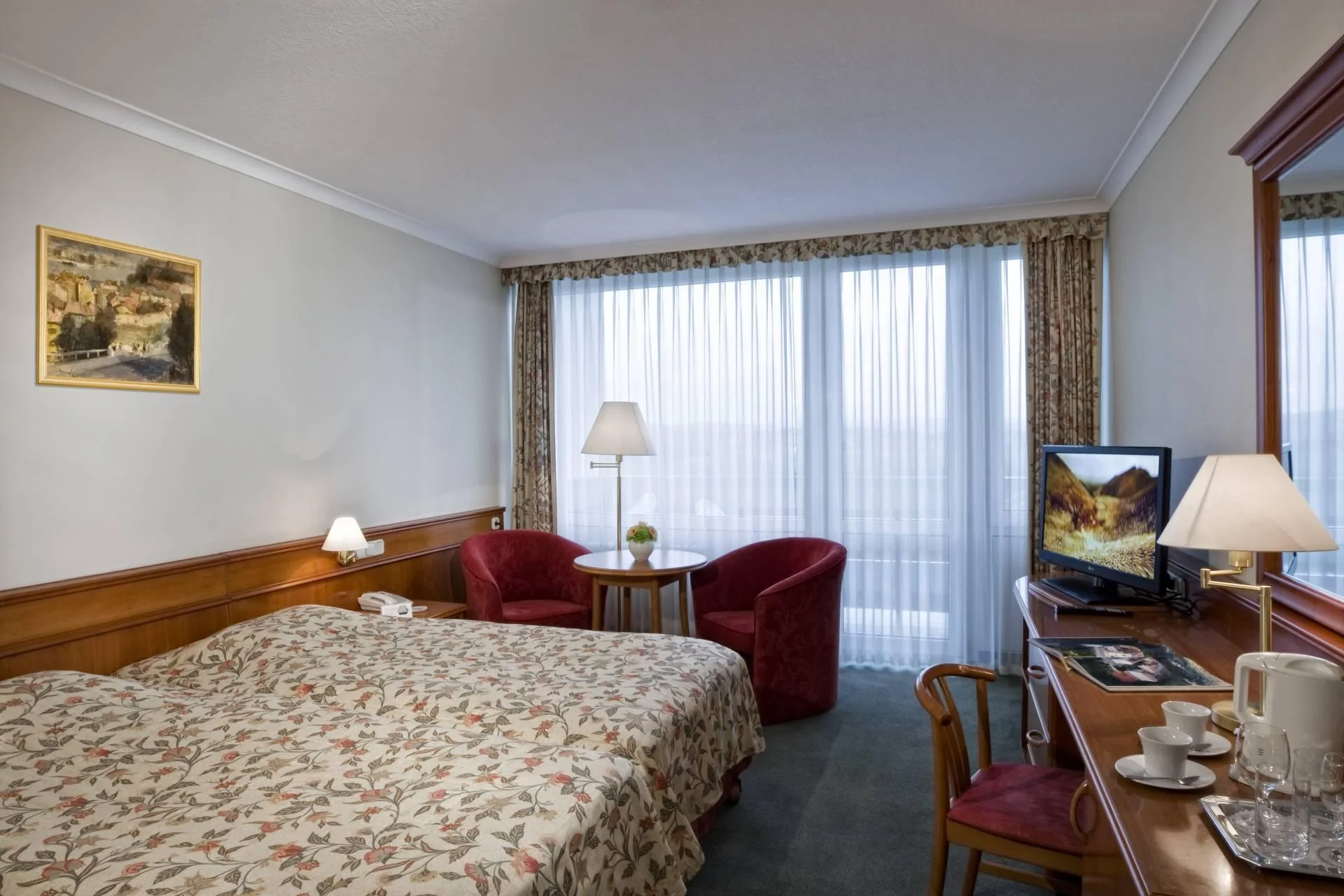 Autobusový zájezd do lázní Hévíz: 4* hotel s polopenzí a wellness, vstup do lázní i výlety k Balatonu