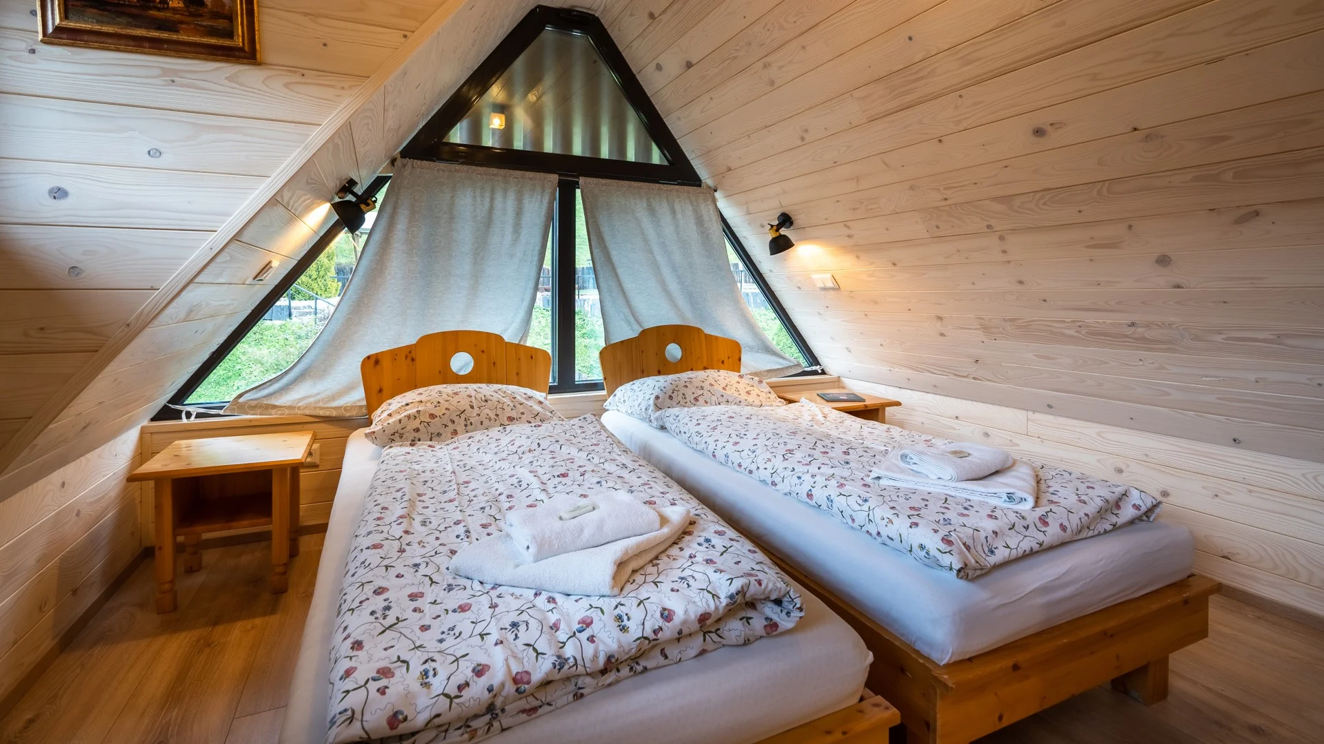 Zážitkový pobyt v tradiční dřevěnici v Malé Fatře s jídlem, wellness i adventure golfem