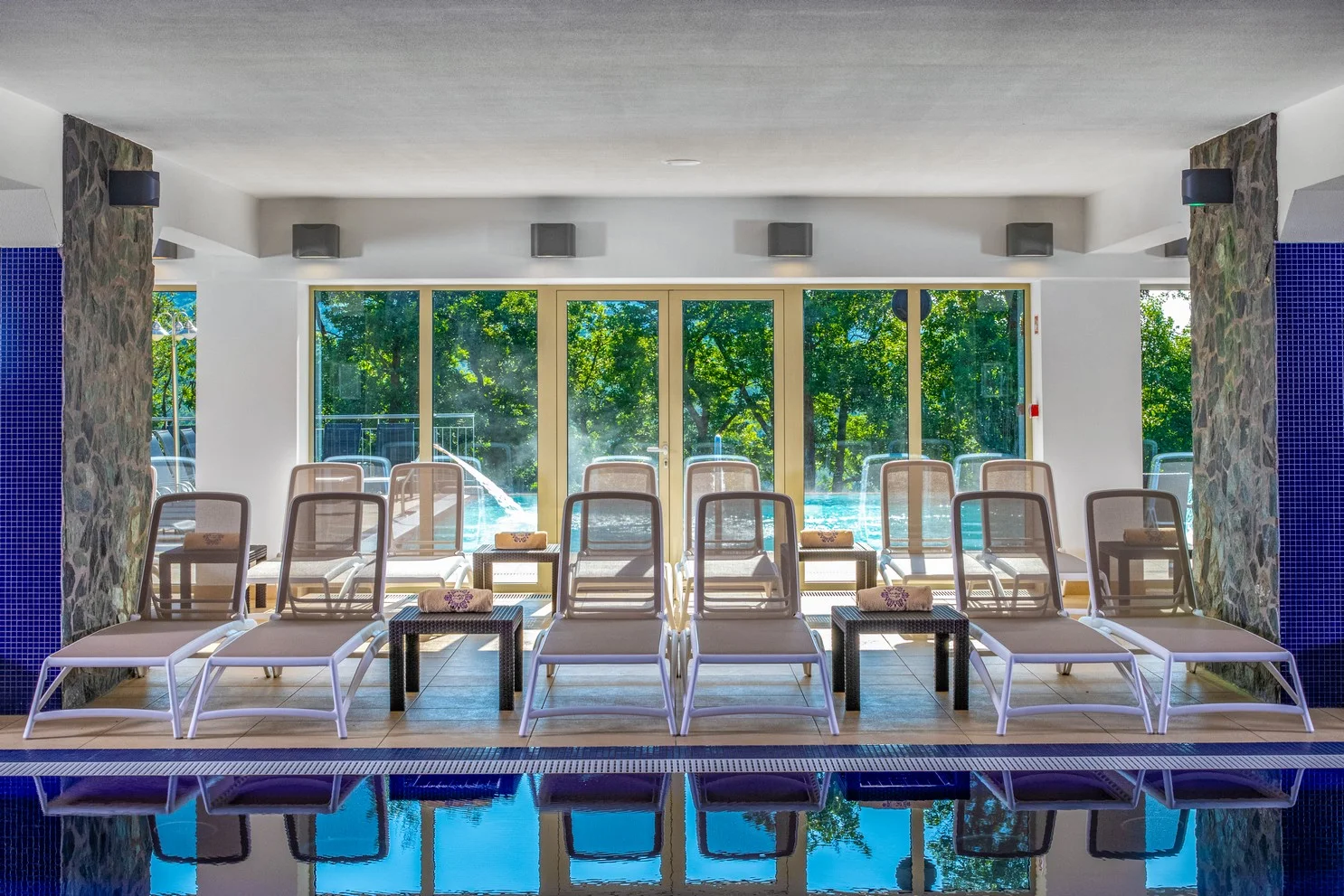 Rodinný relax v Maďarsku: 4* hotel s wellness, polopenze i výhled na pohoří Mátra