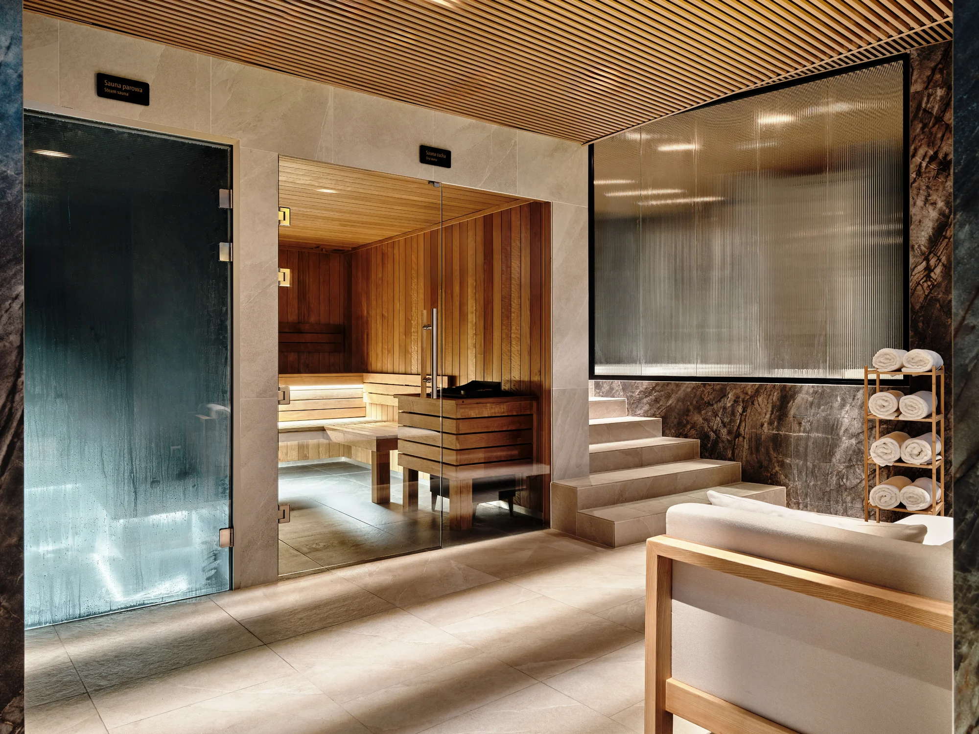 Vratislav jako na dlani: 4* hotel v centru města, snídaně a polopenze, wellness