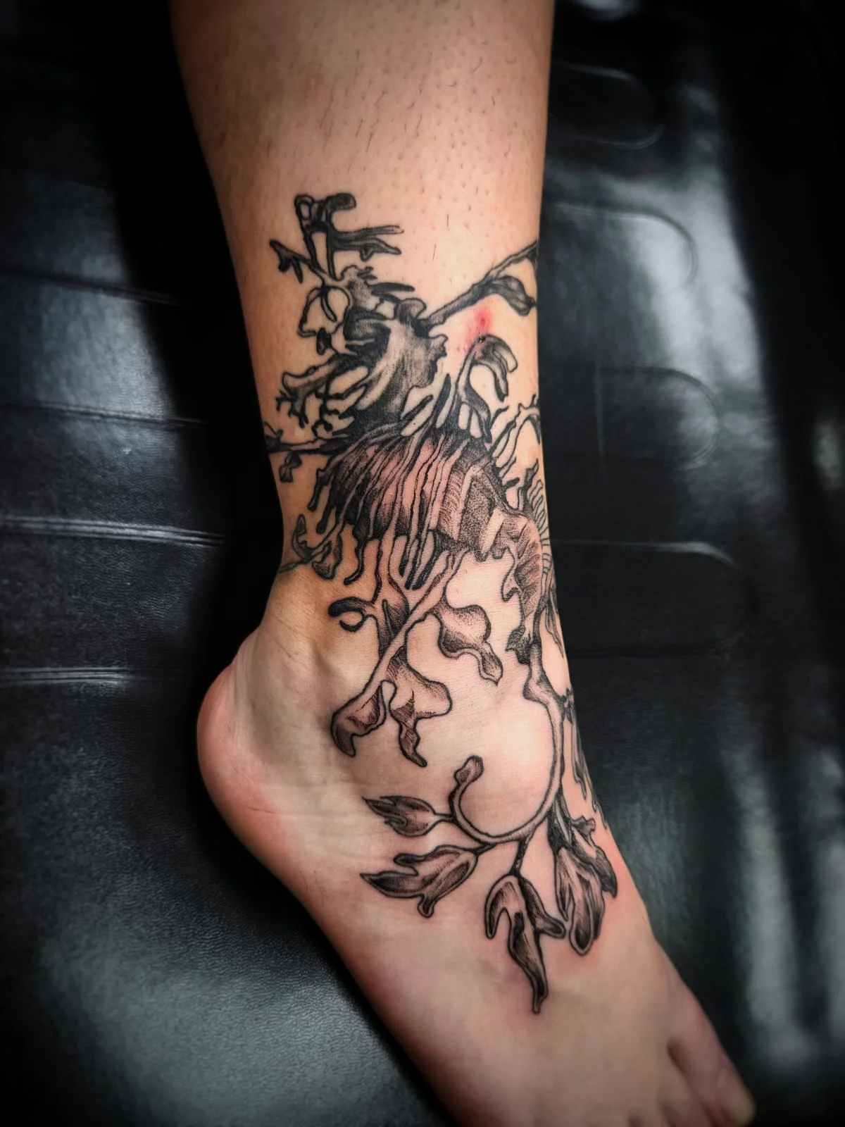 Tetování v centru Prahy: handpoke kérky do 10x10 cm, tetování strojkem do 15x15 cm
