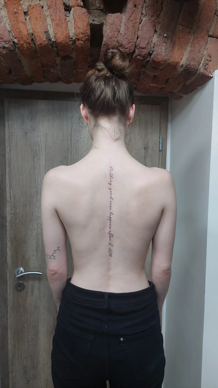 Tetování v centru Prahy: handpoke kérky do 10x10 cm, tetování strojkem do 15x15 cm