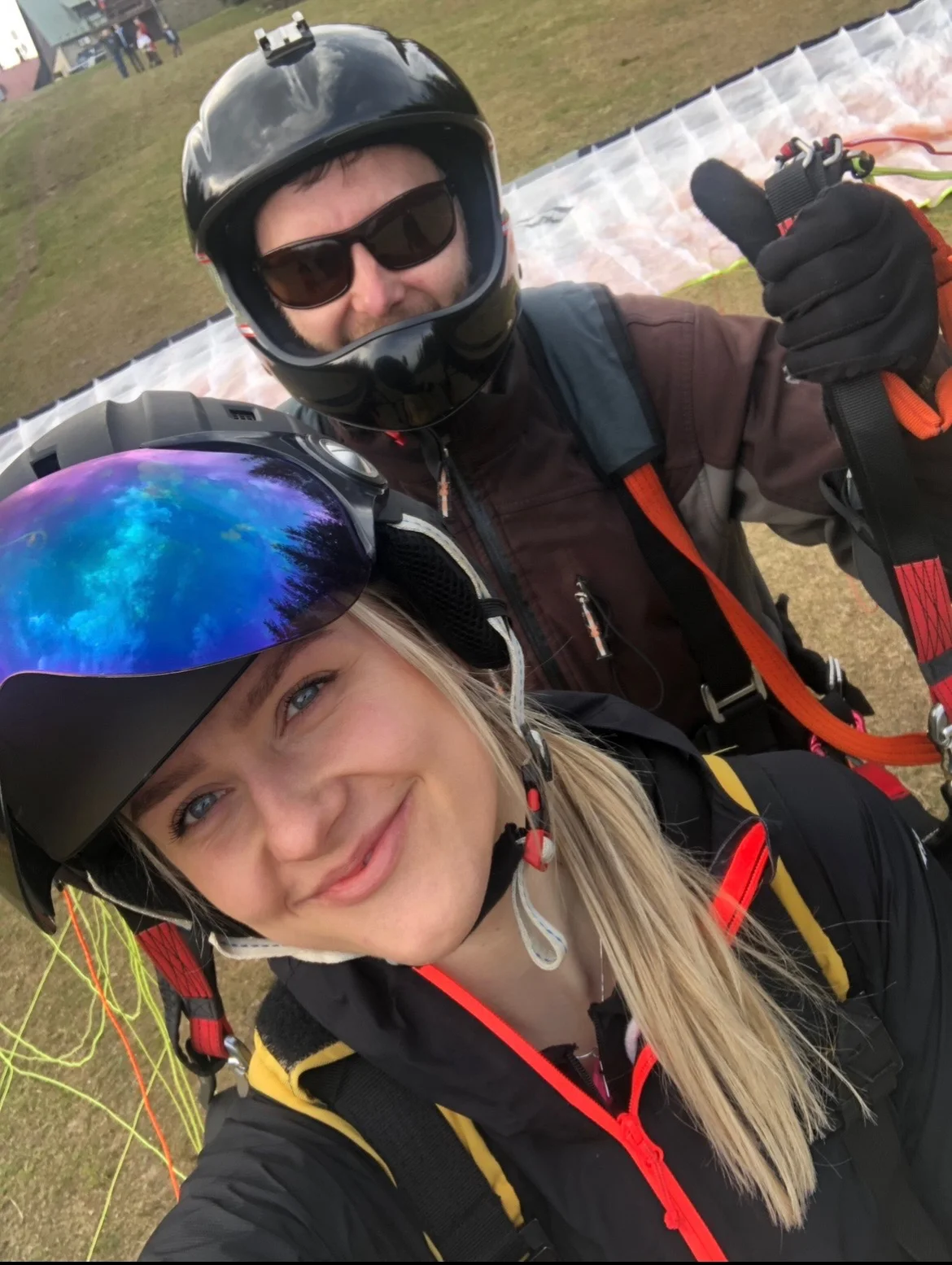 Paraglidingové lety na Javorovém vrchu: vyhlídkový, termický či akrobatický