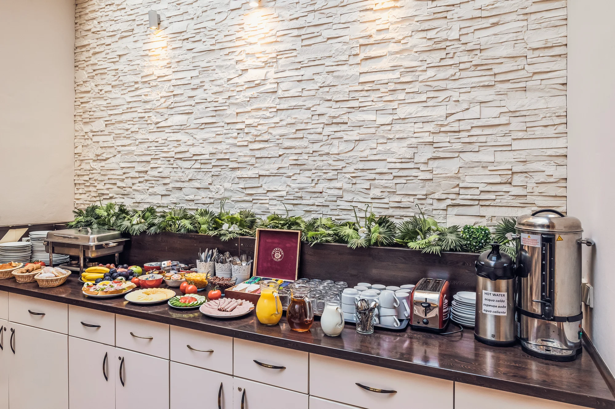 Komfortní hotel na Novém Městě s bufetovou snídaní pro 2–3 osoby