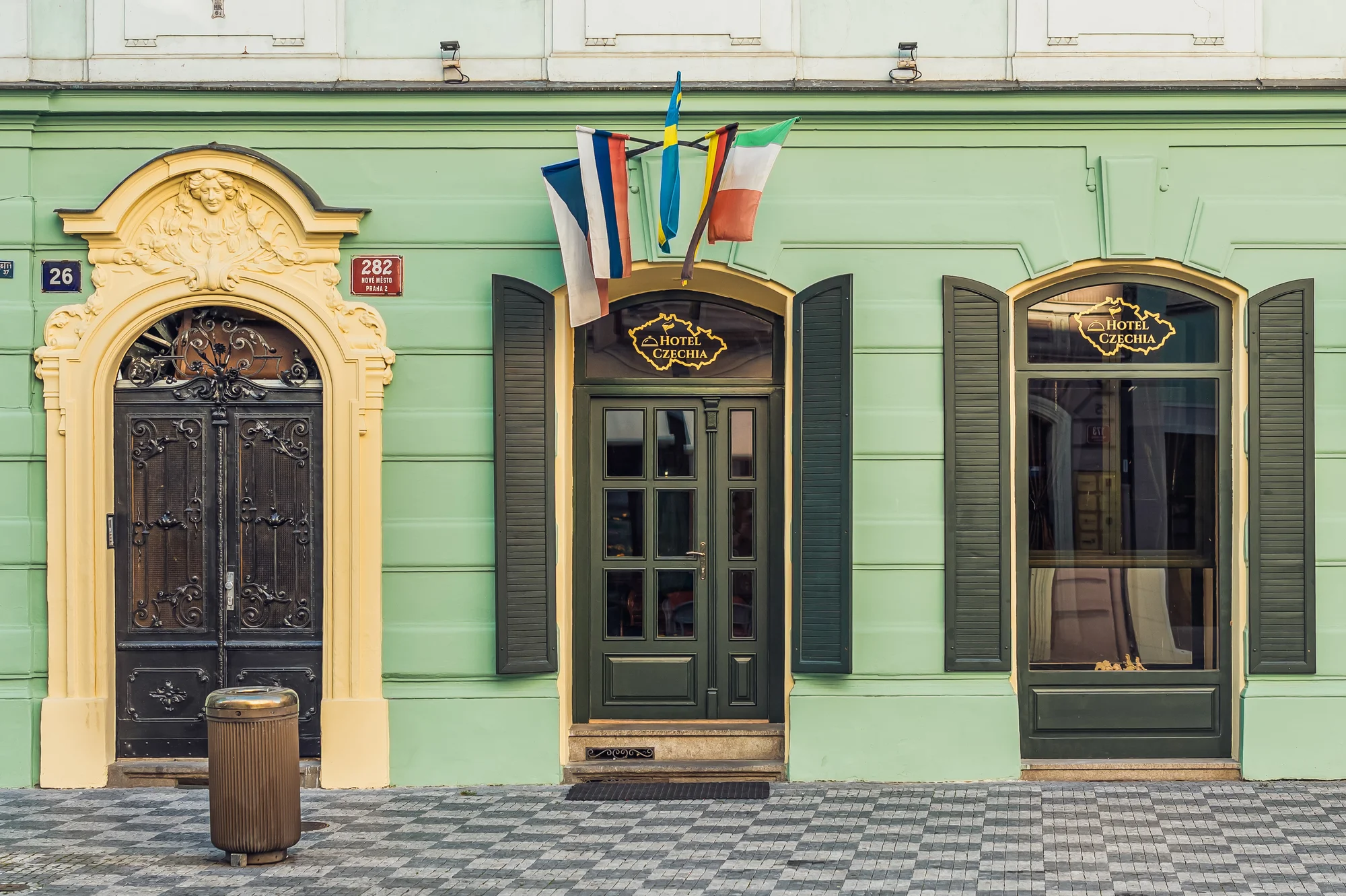Komfortní hotel na Novém Městě s bufetovou snídaní pro 2–3 osoby