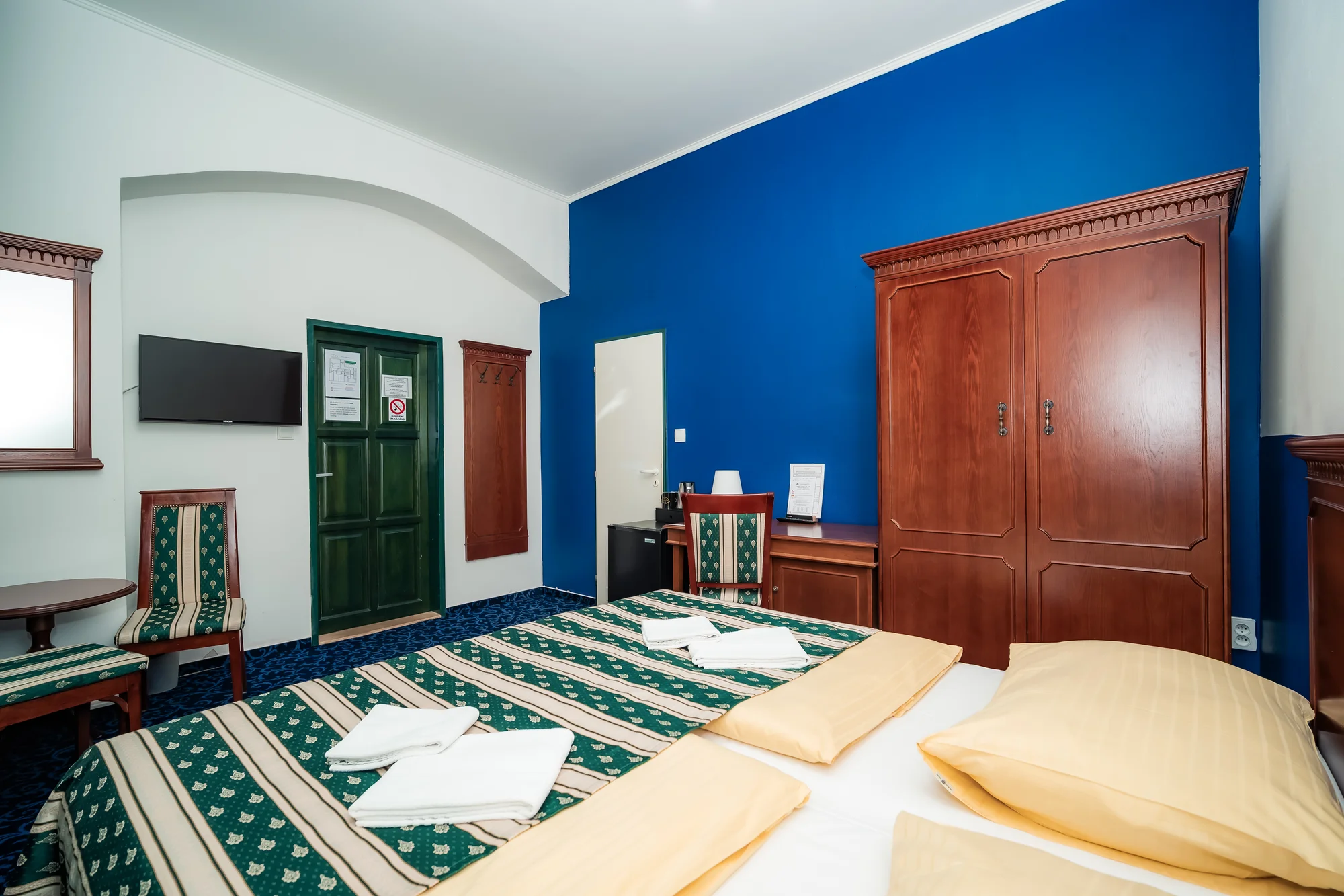 Komfortní hotel na Novém Městě s bufetovou snídaní pro 2–3 osoby