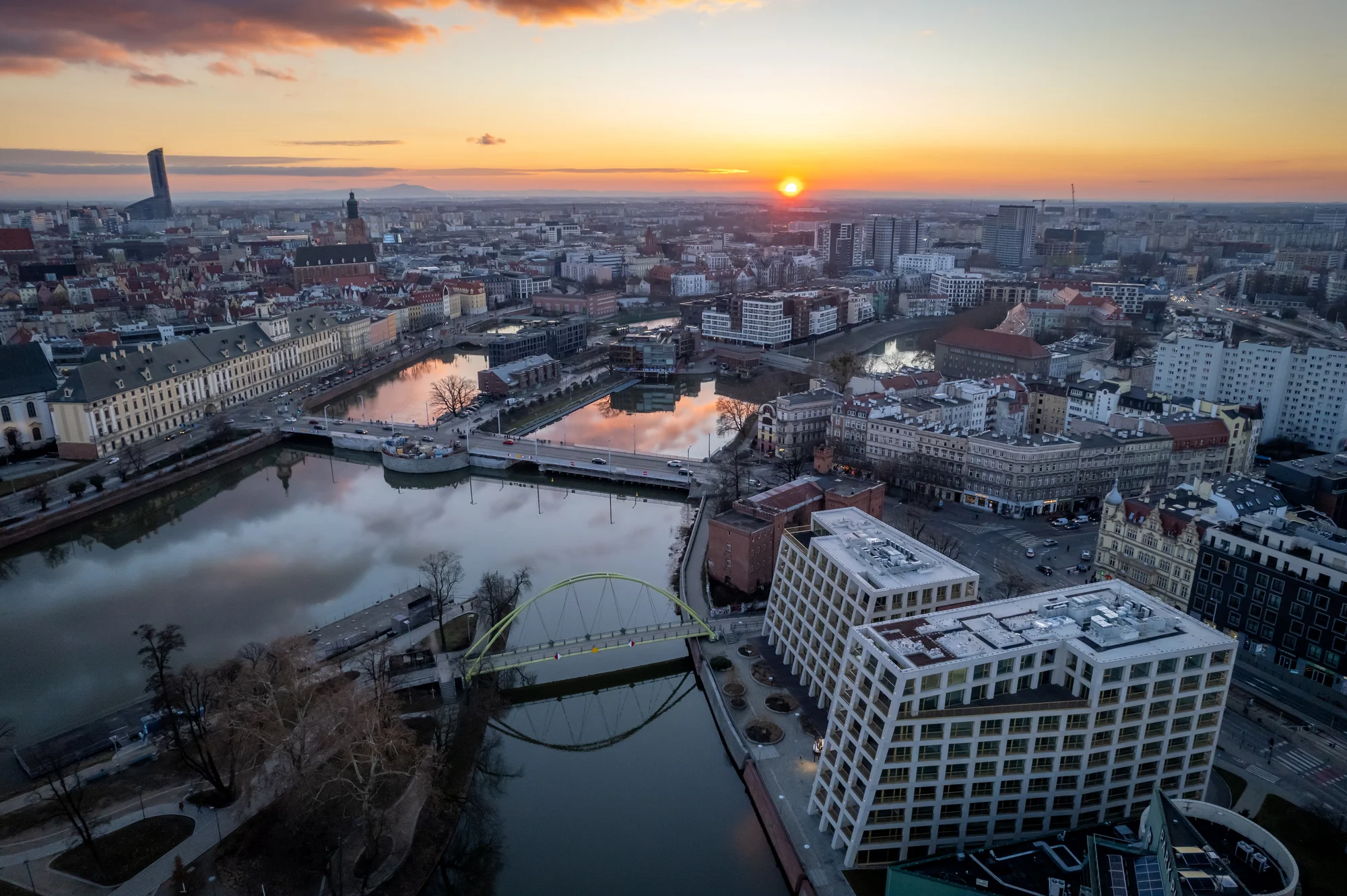 Stylové ubytování v centru Vratislavi: moderní apartmány se snídaní, neomezeně fitness