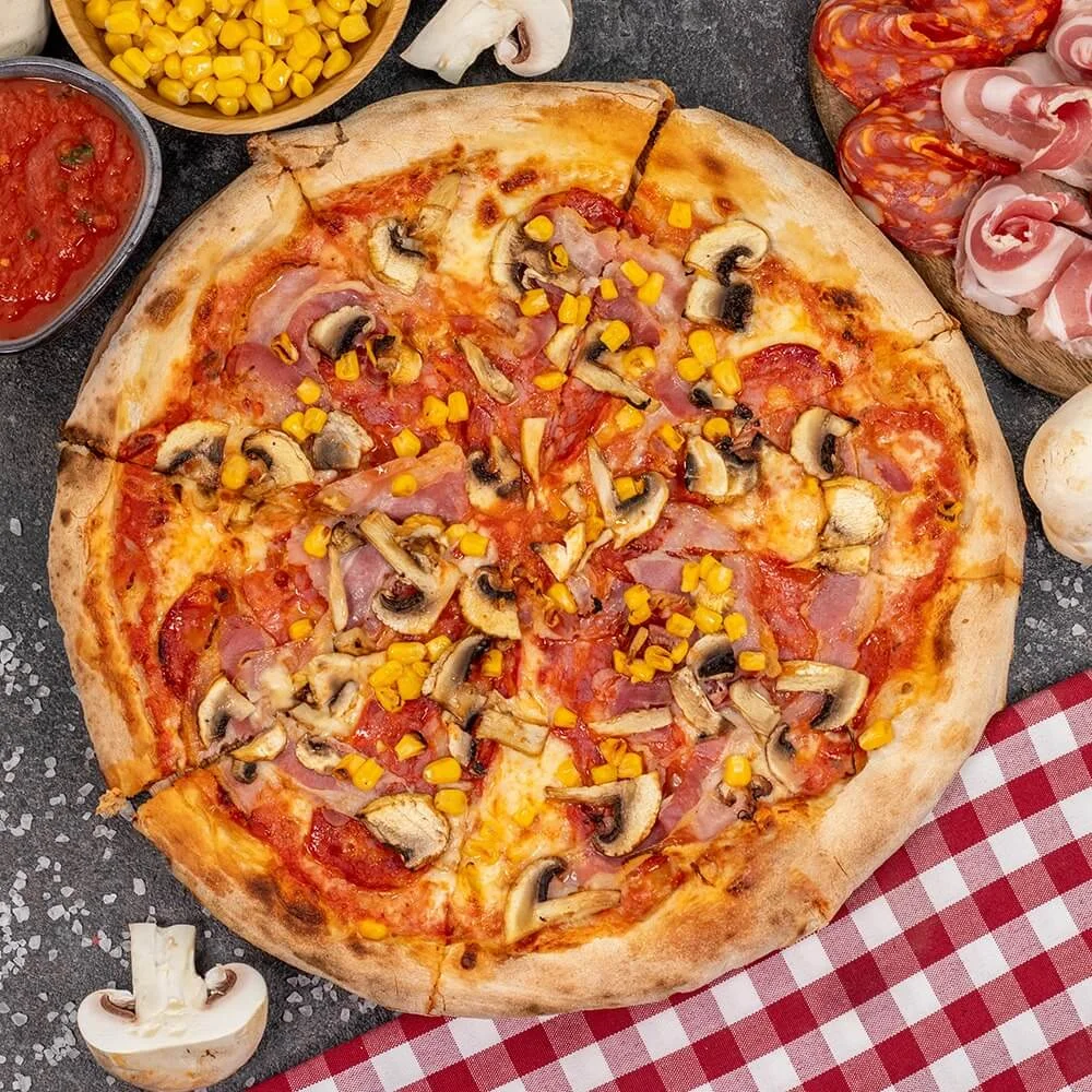 1 nebo 2 pizzy s sebou, výběr z 5 druhů: quattro formaggi, capricciosa, hermelino, diavola i hawai