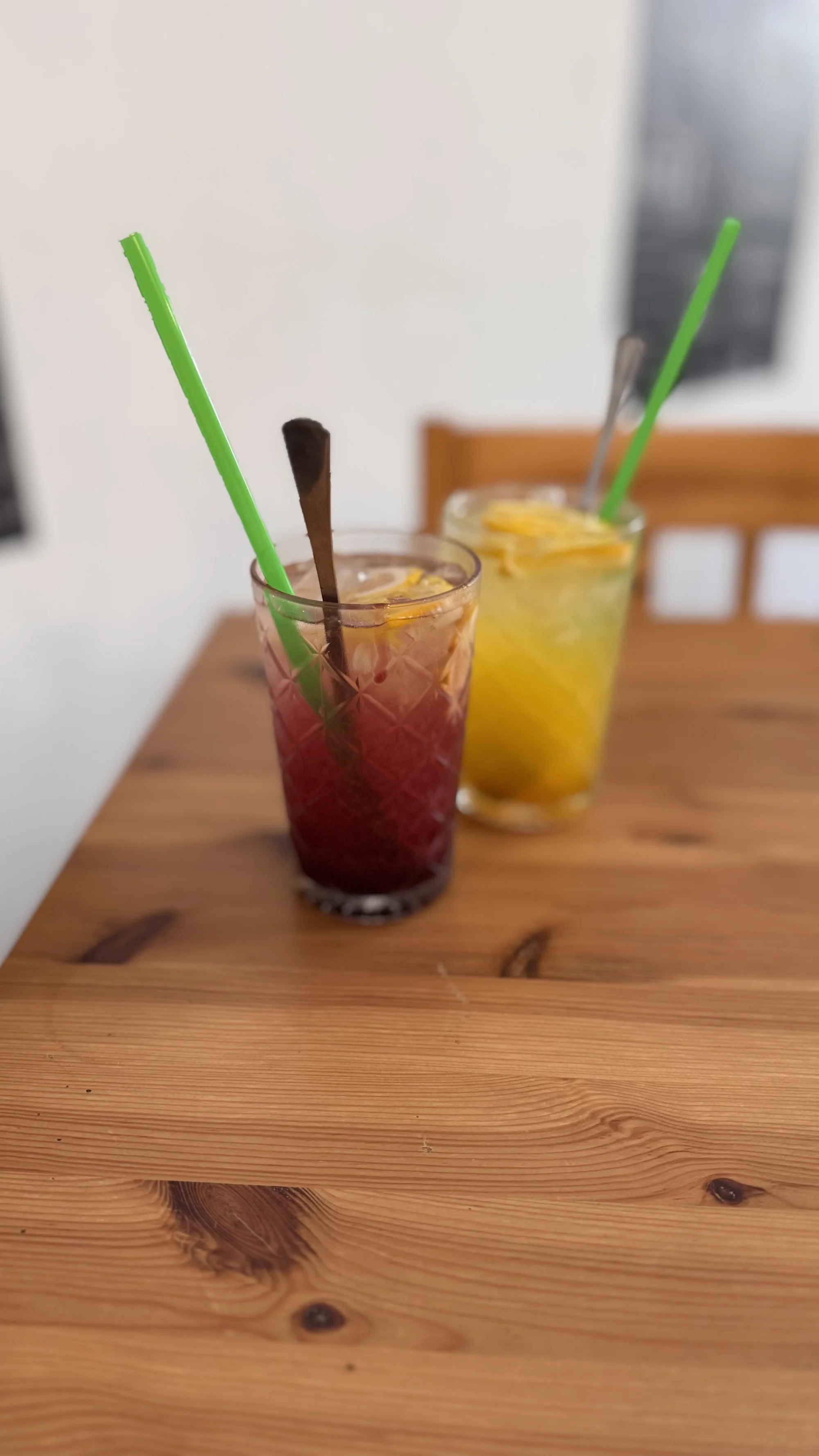 Limonáda podle výběru z 5 druhů v příjemné kavárně pro 1 či 2 osoby