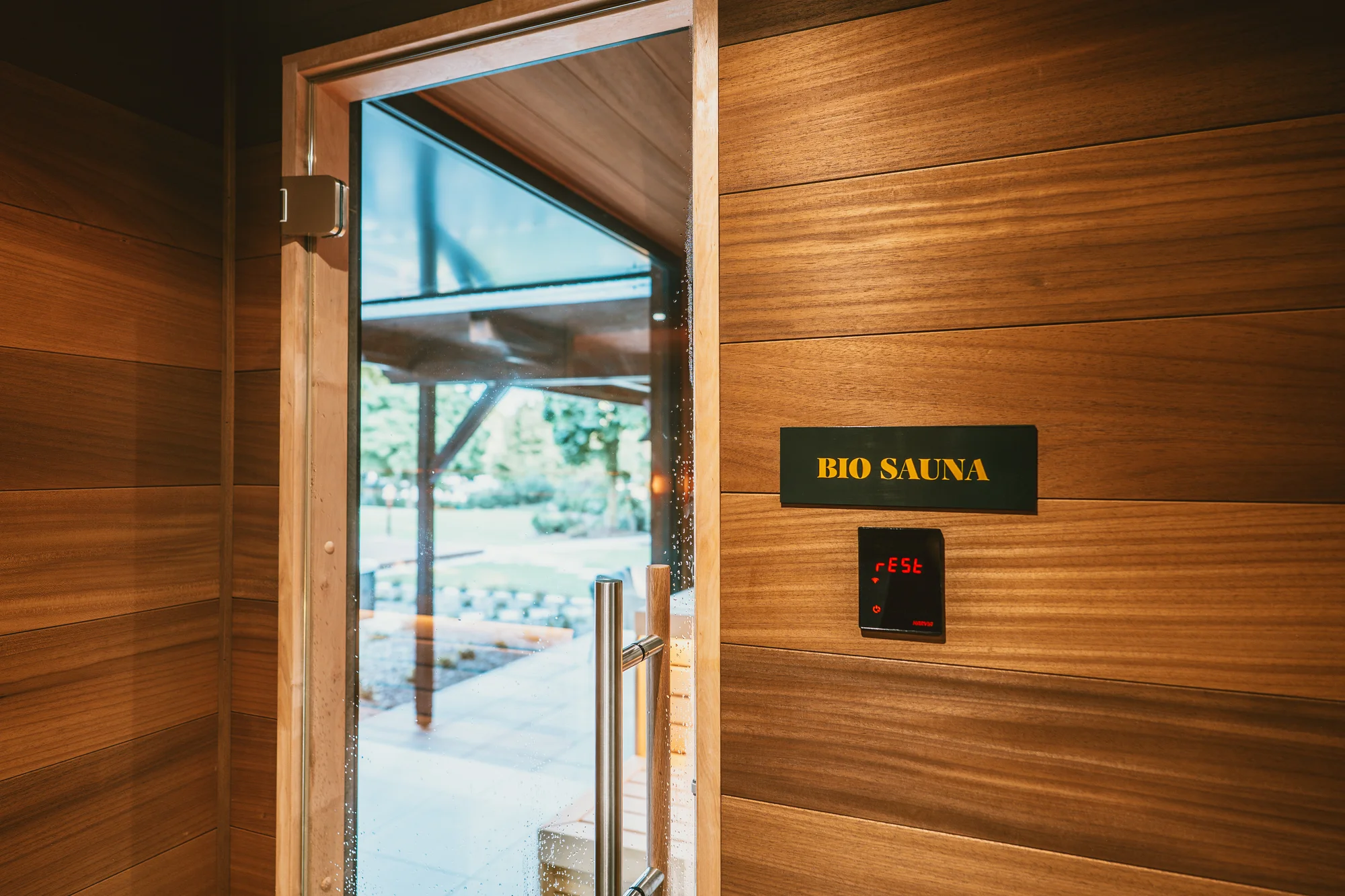 Pobyt v nejlépe hodnoceném hotelu na Strakonicku: snídaně či polopenze, bazén, biotop i wellness