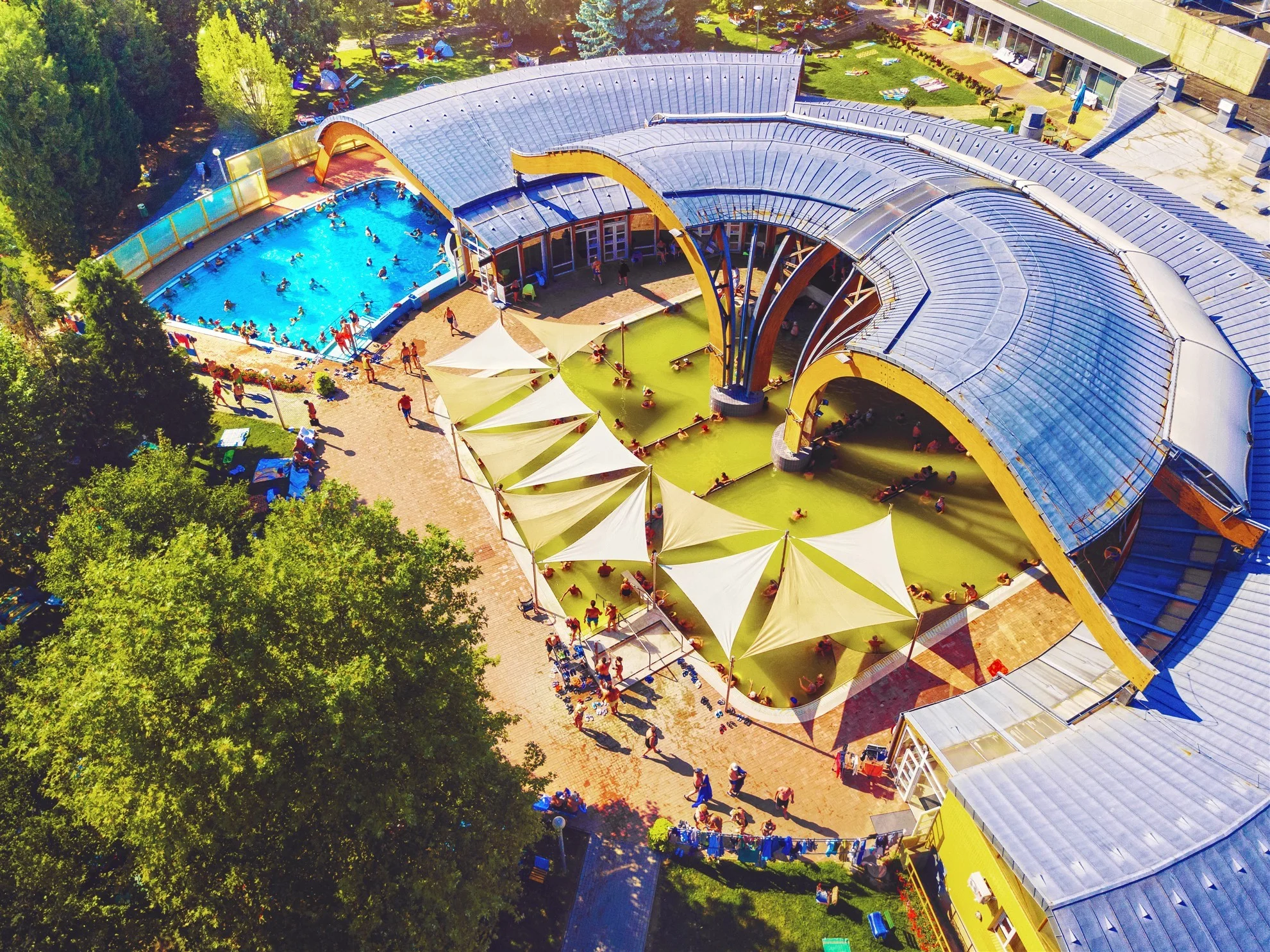 Pohodová dovolená v Maďarsku: apartmány se stravou i bez, vstupy do lázní Bükfürdő