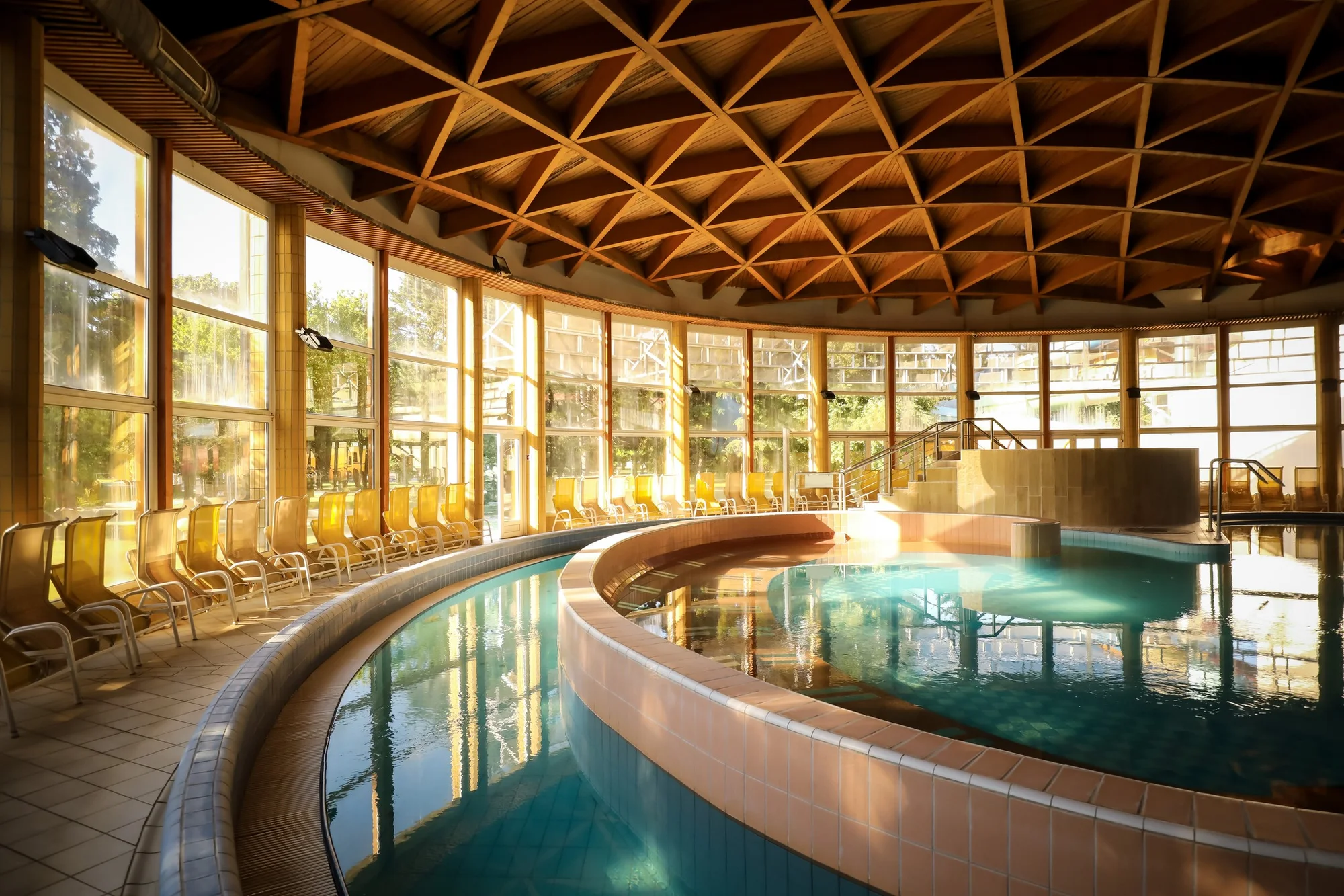 Pohodová dovolená v Maďarsku: apartmány se stravou i bez, vstupy do lázní Bükfürdő