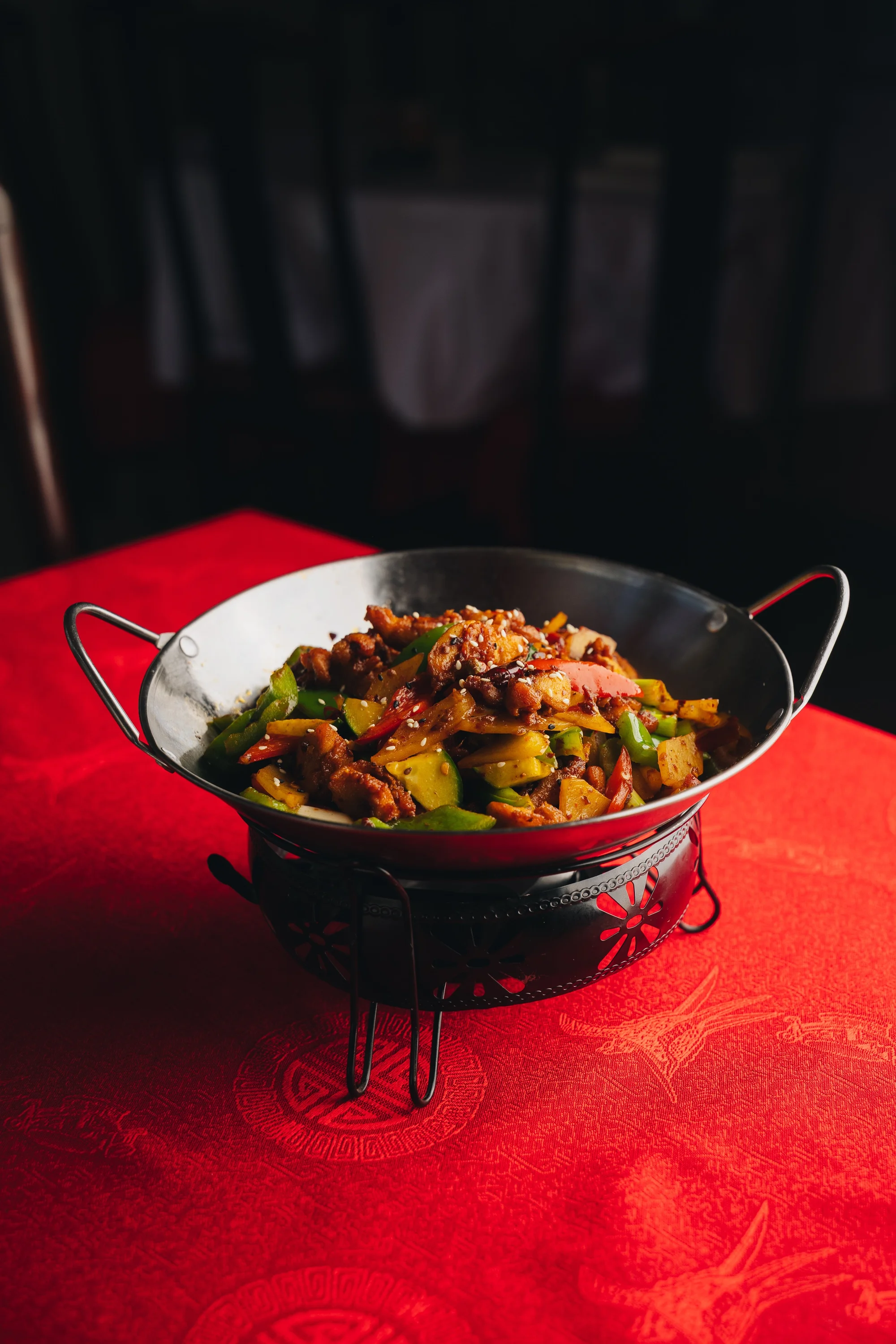 Degustační menu v čínské restauraci pro 2–6 osob: polévka, salát, několik hlavních chodů i dezerty