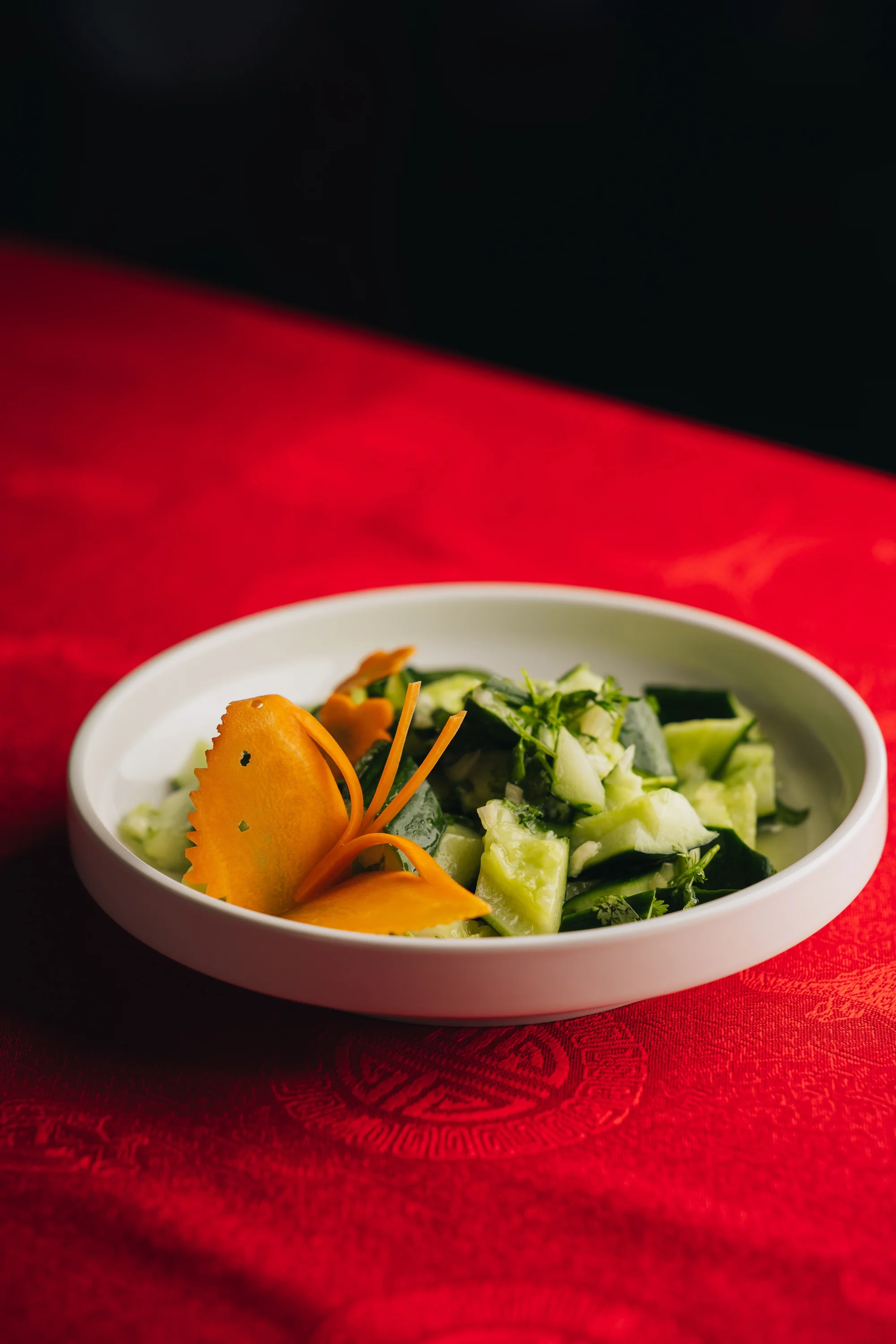Degustační menu v čínské restauraci pro 2–6 osob: polévka, salát, několik hlavních chodů i dezerty