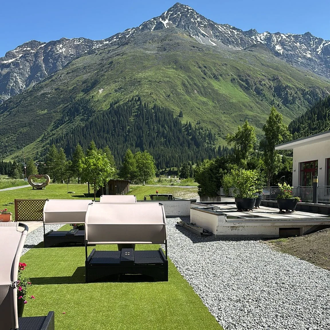 Pitztalský ledovec: penzion v 1700 m n. m., regionální snídaně i luxusní wellness