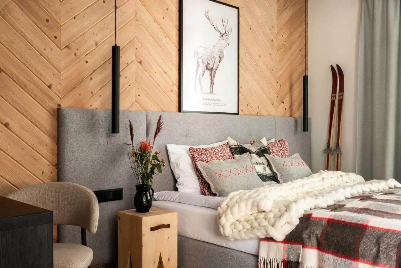 Centrum Zakopaného: luxusní apartmány v goralském stylu se snídaní a wellness