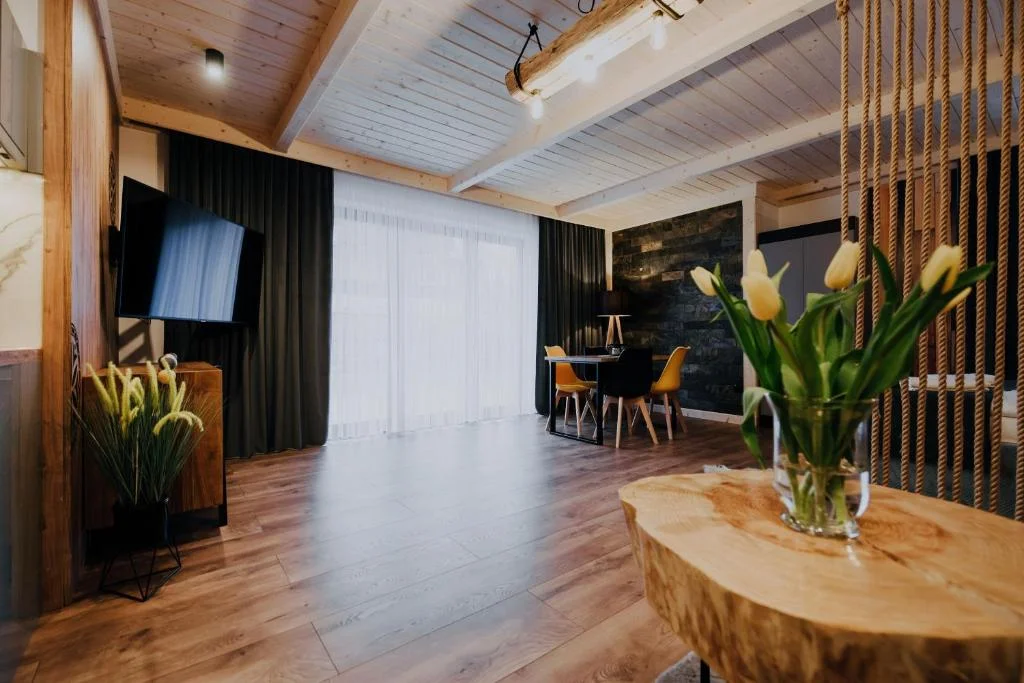 Polské Tatry: Moderní apartmány hned u svahu a nedaleko Sky Walk Poronin