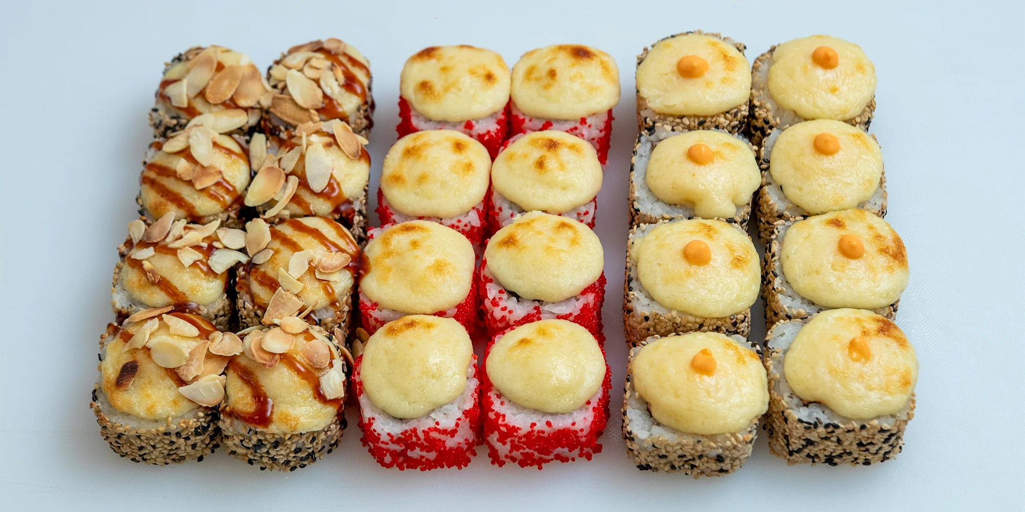 Sushi sety s až 40 kousky na odnos s sebou: s rybami, zapečené i se sýrem Philadelphia