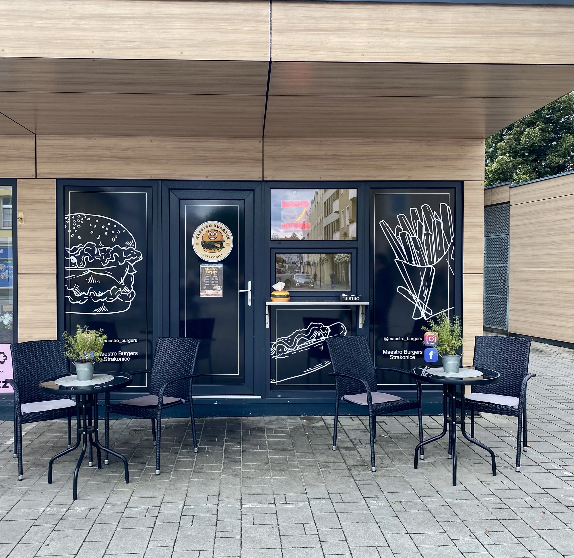 Otevřené vouchery na jídlo i nápoje v restauraci Maestro Burgers: 300-1000 Kč