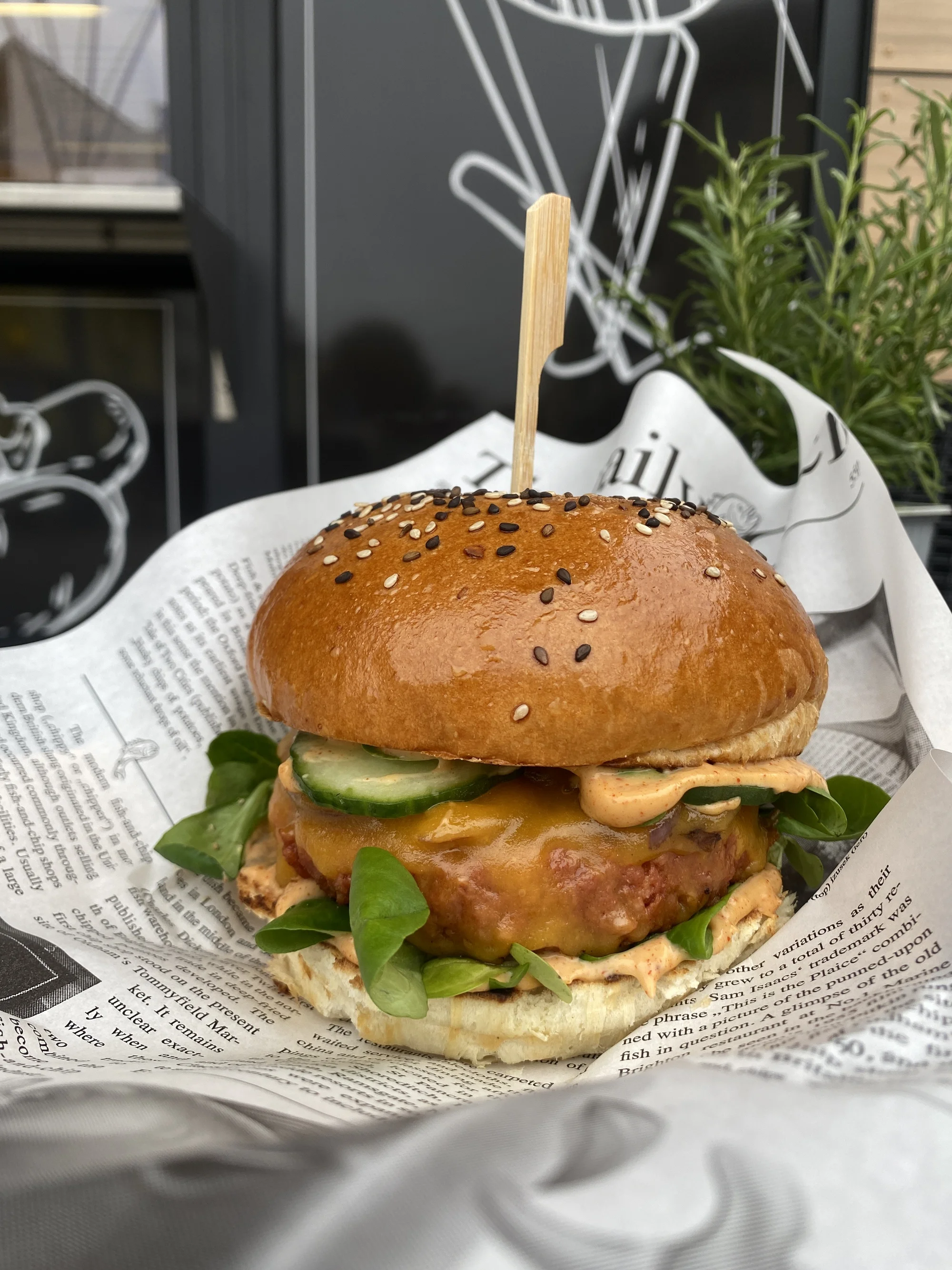 Otevřené vouchery na jídlo i nápoje v restauraci Maestro Burgers: 300-1000 Kč